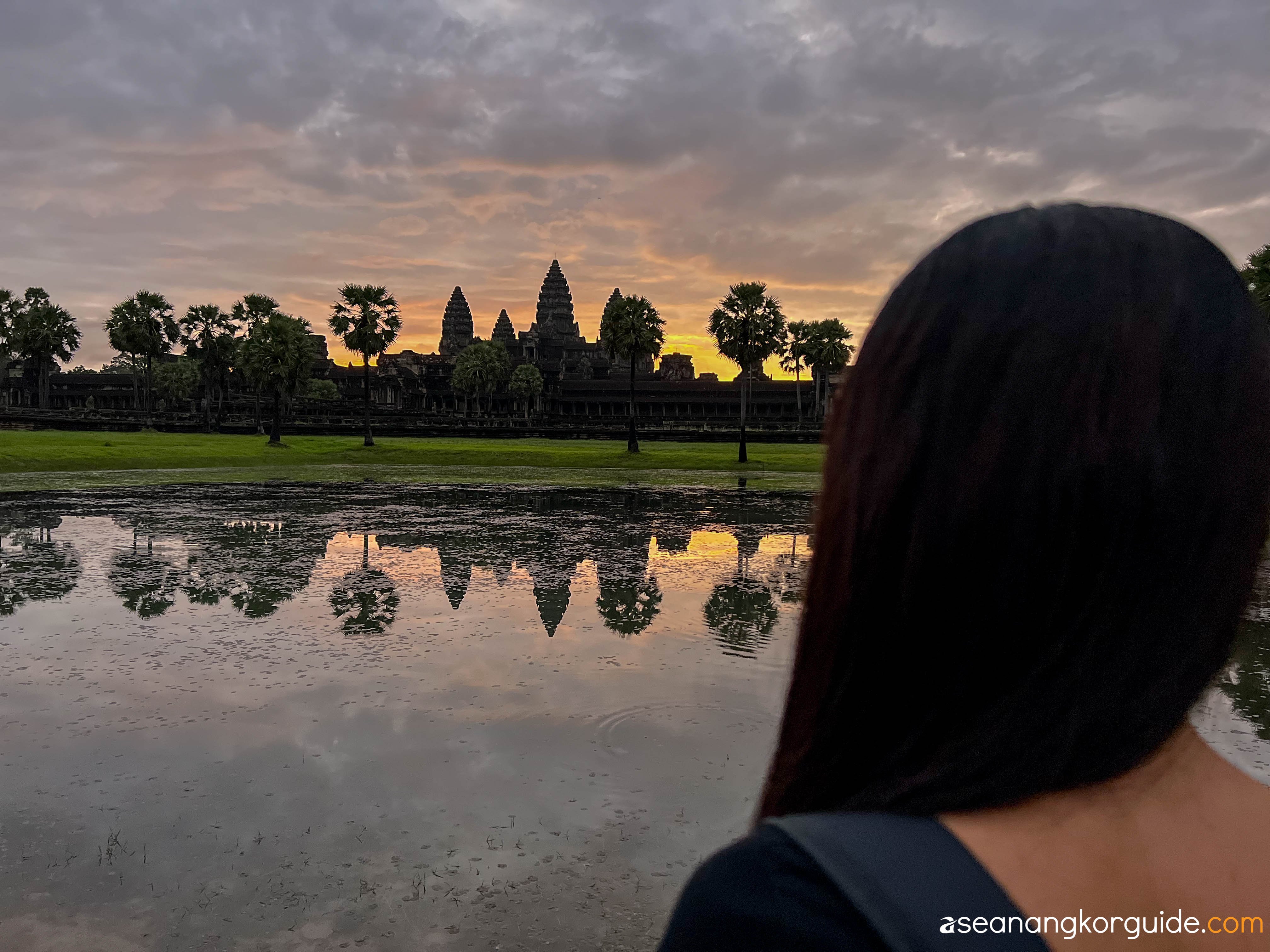 Angkor Wat Sunrise & Temple E-Bike Adventure