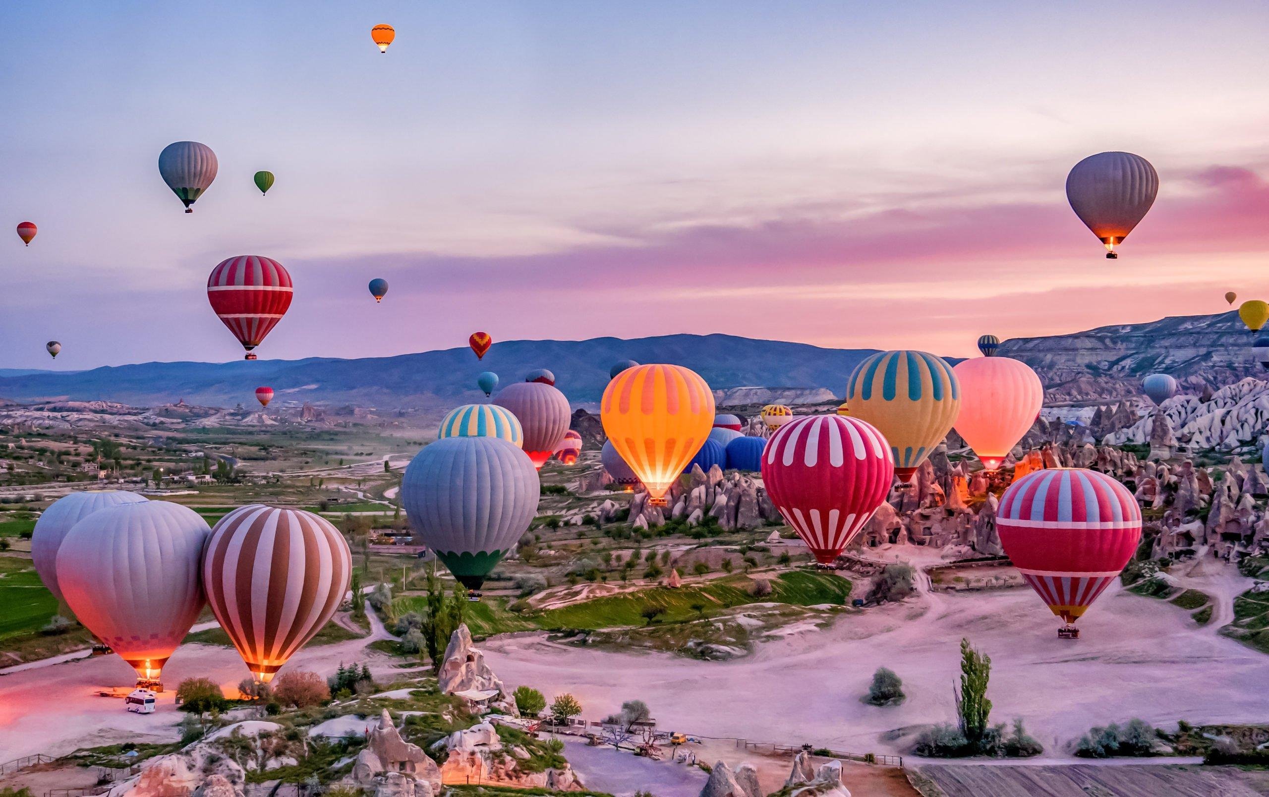 Cappadocia 3-Day Adventure with Hot Air Balloon from Istanbul