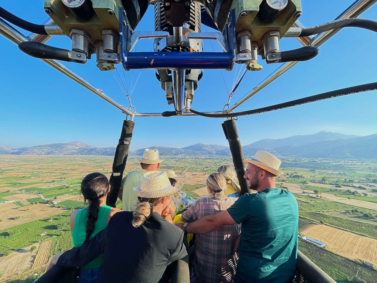Lasithi Plateau Sunrise Balloon Flight & Traditional Pottery Workshop