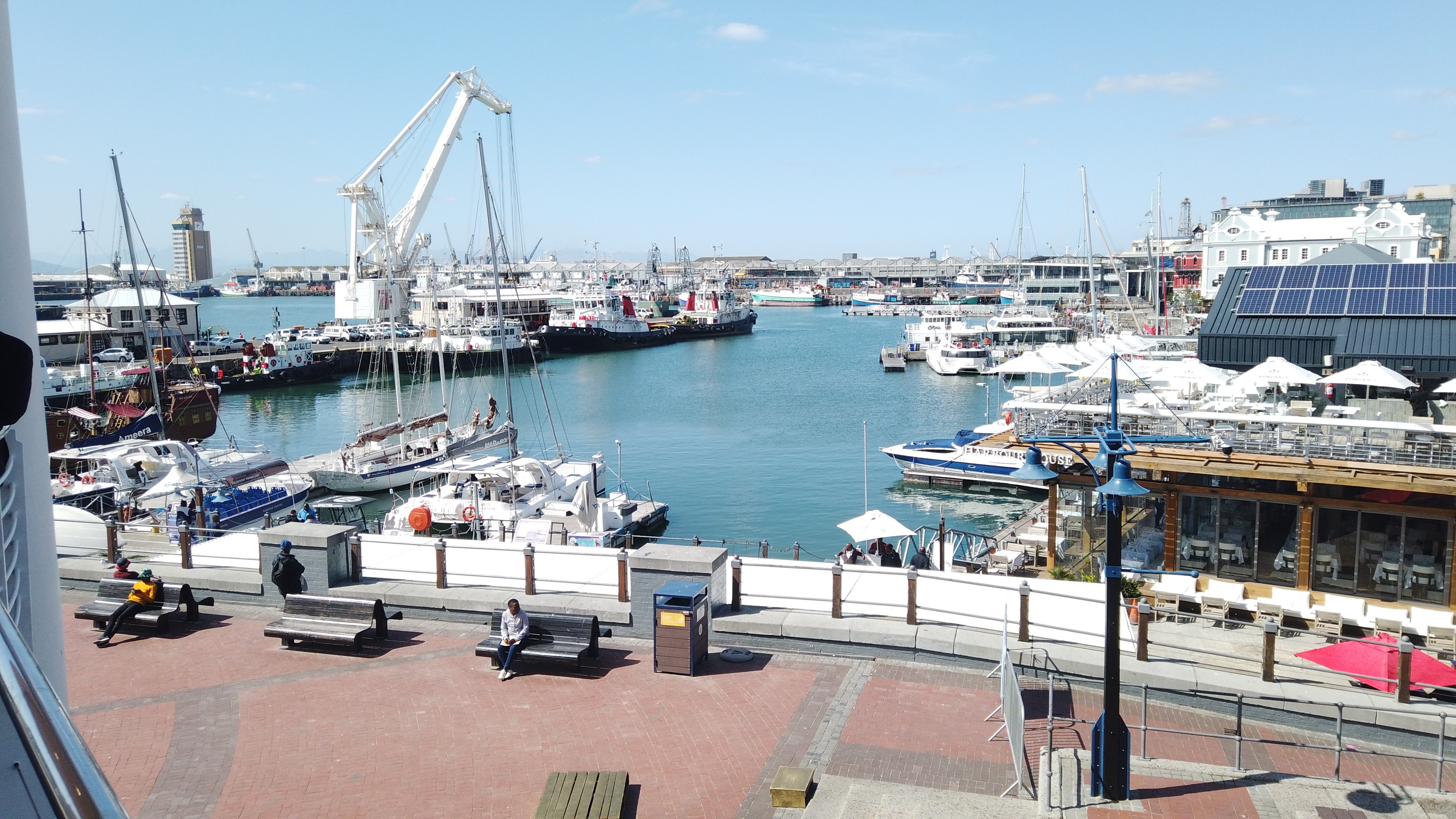 Cape Town Dual Icons: Table Mountain & Robben Island Day Tour