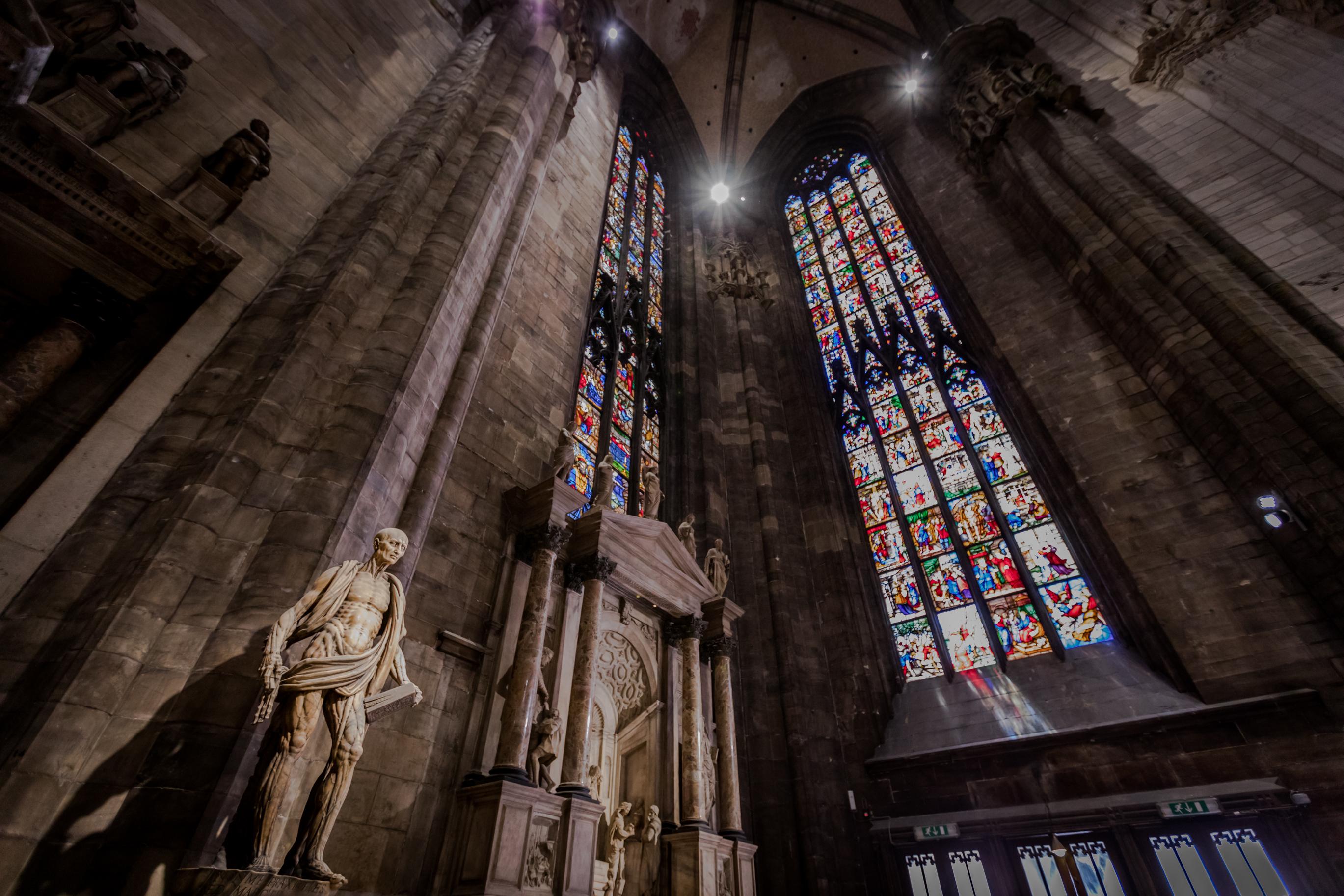 Milan: La Scala Opera House & Duomo Cathedral Walking Tour