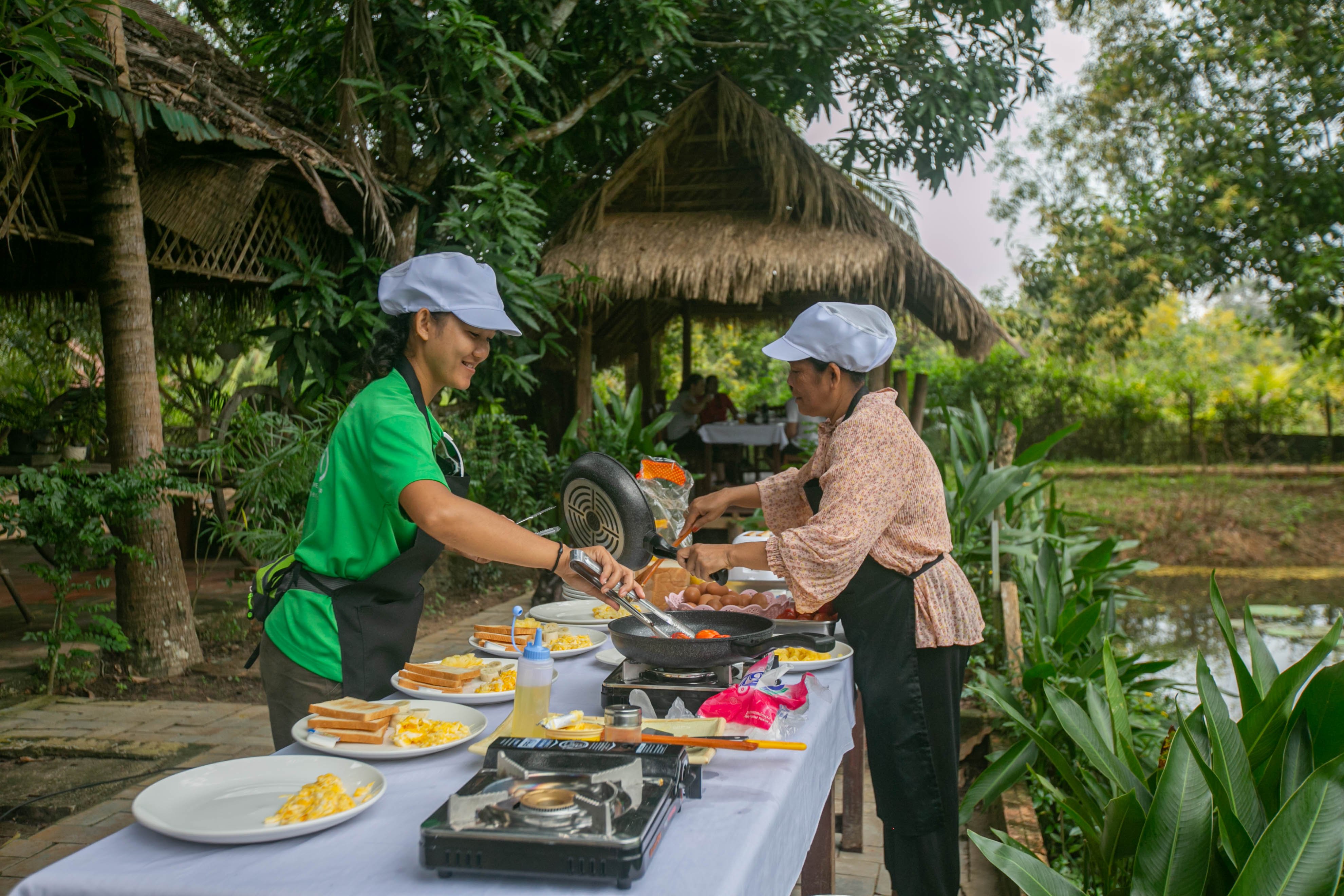 Angkor Wat Sunrise Cycling Expedition