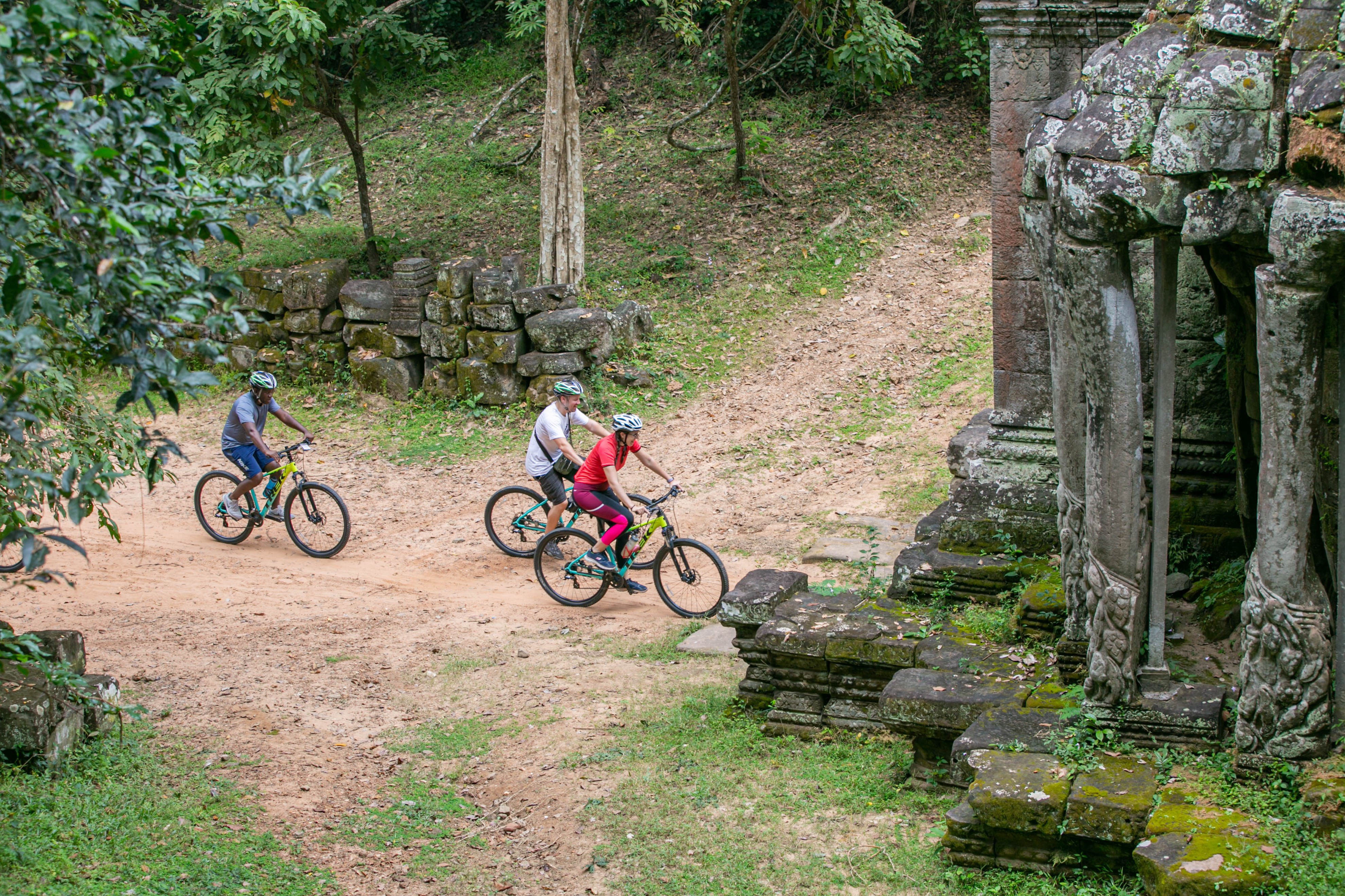 Angkor Wat Sunrise Cycling Expedition