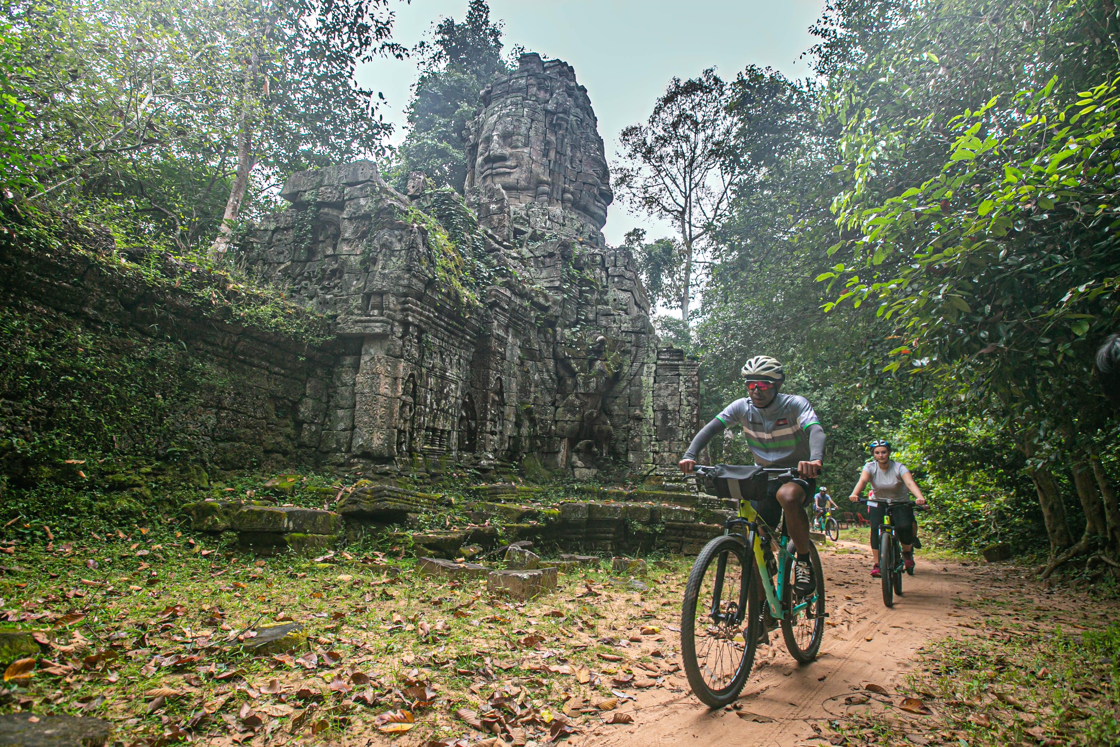 Angkor Wat Sunrise Cycling Expedition