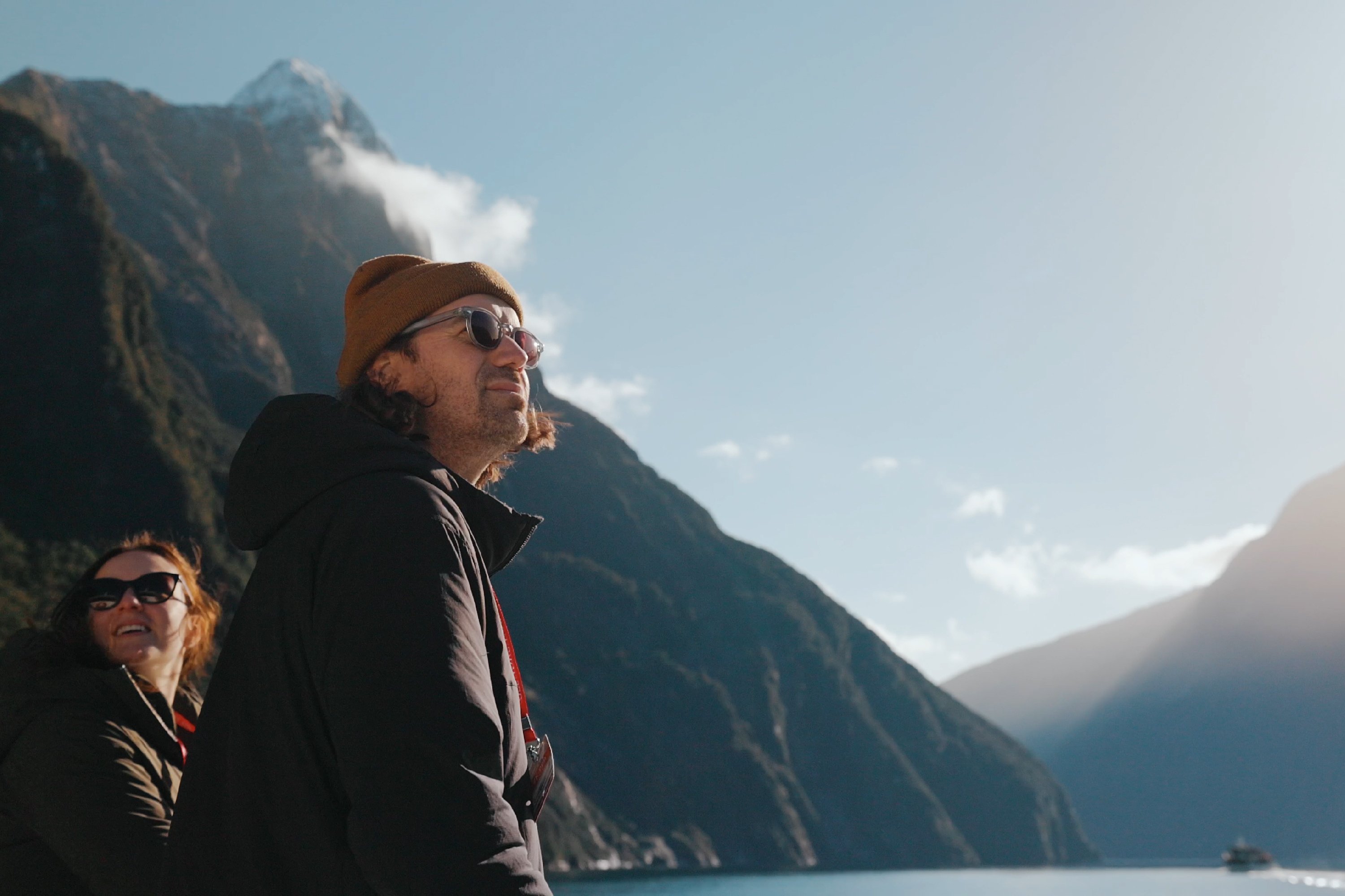 Milford Sound Full-Day Flight & Cruise from Queenstown
