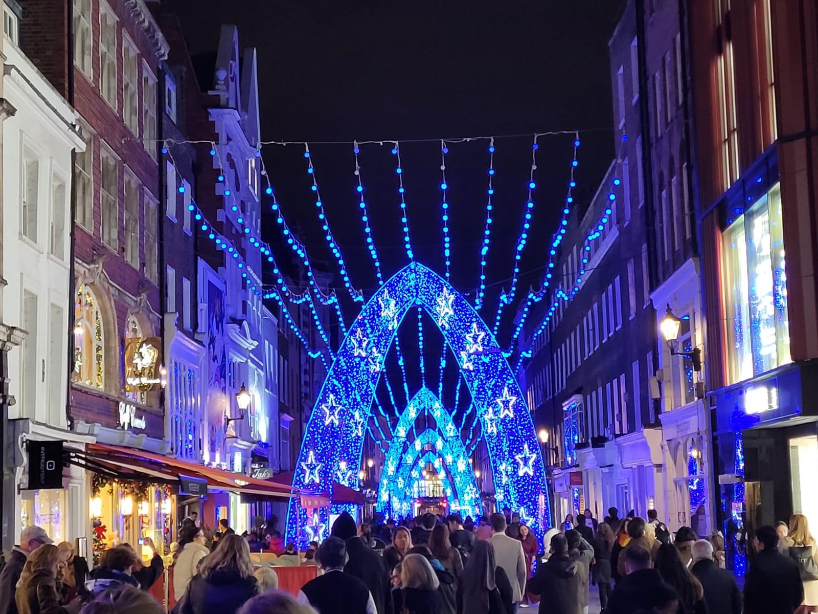 London: Private Christmas Lights Taxi Tour