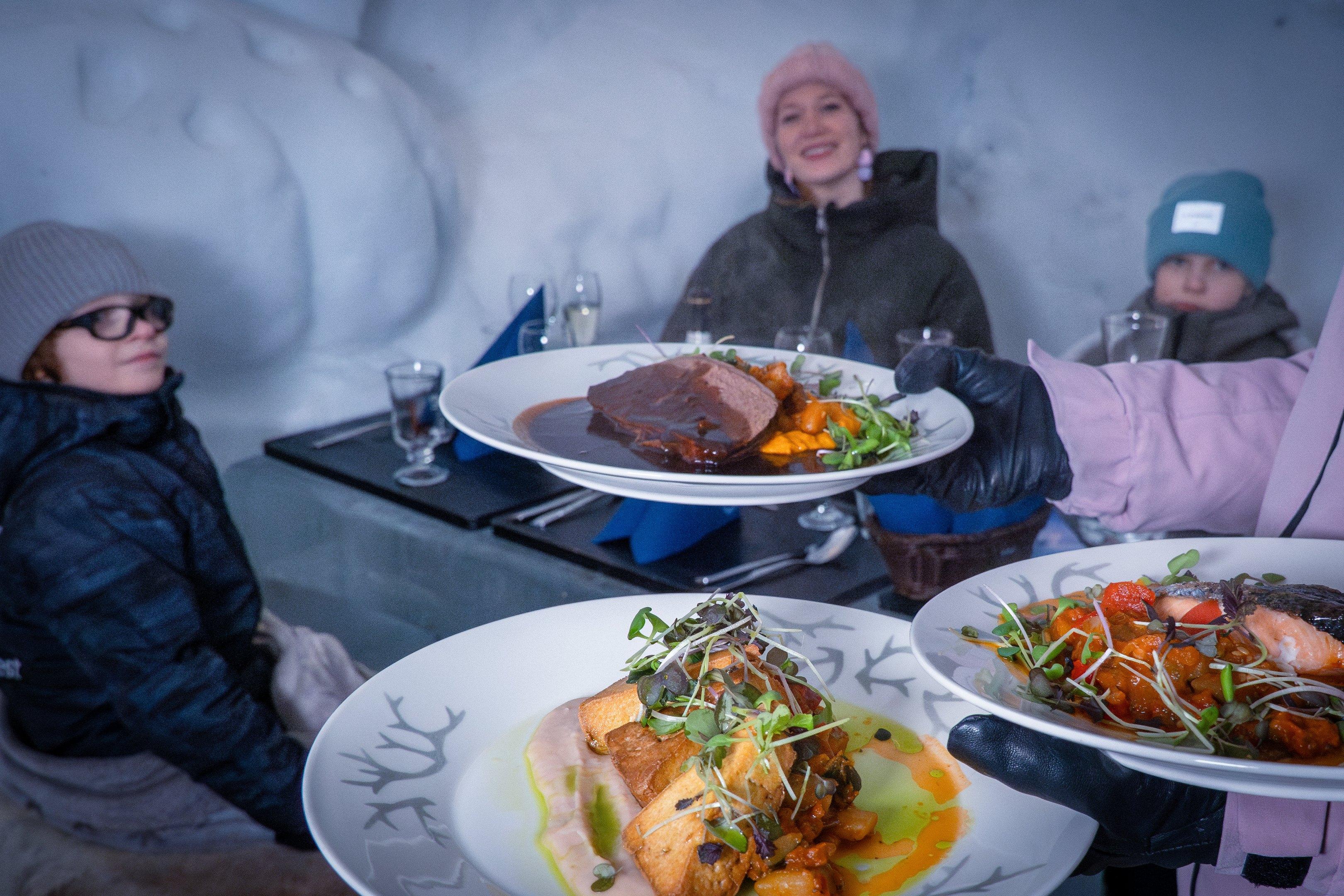 Snowman World Day Pass – Santa Claus Village, Rovaniemi