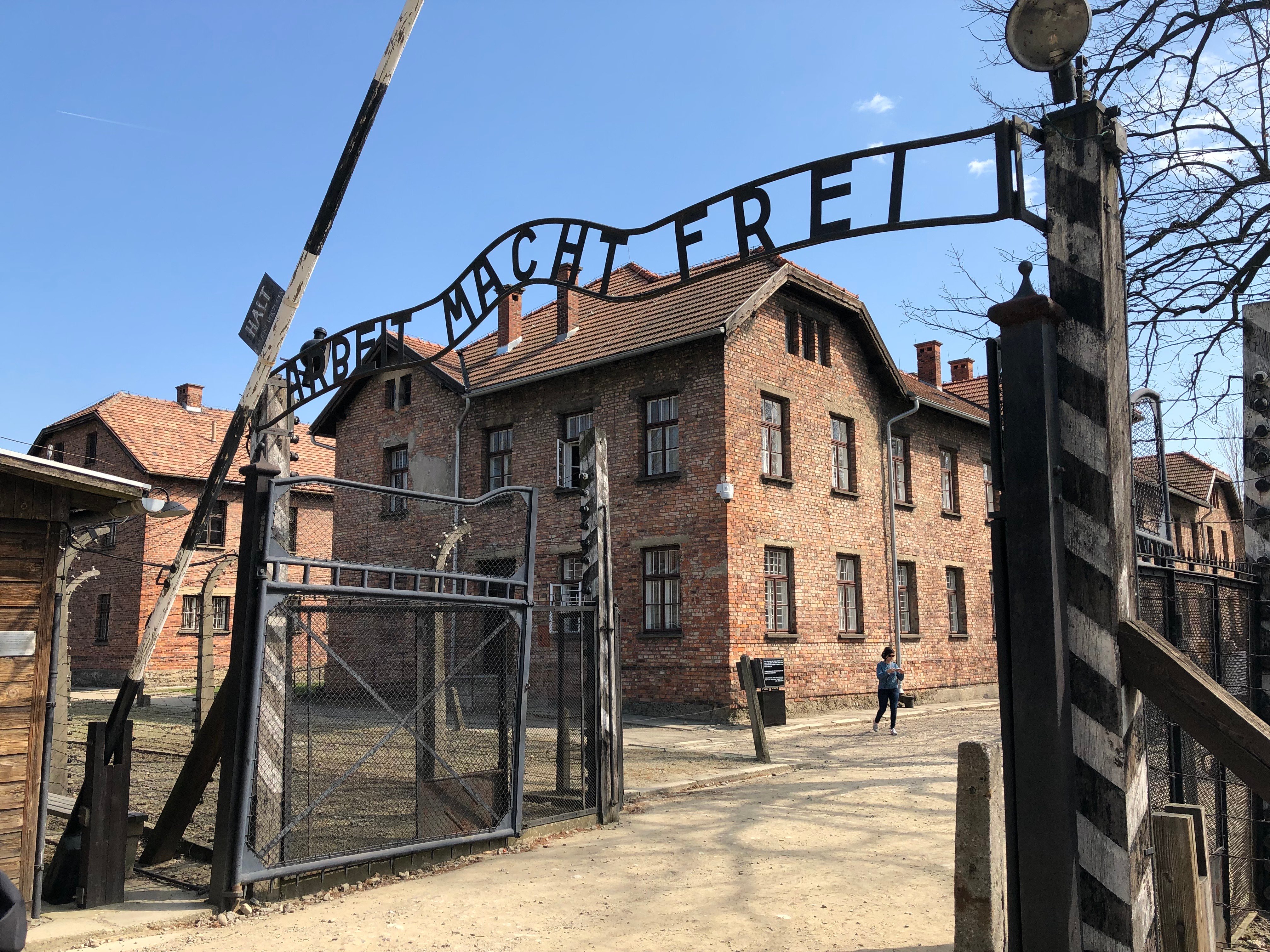 Wycieczka do Auschwitz-Birkenau z przewodnikiem i transportem z Krakowa