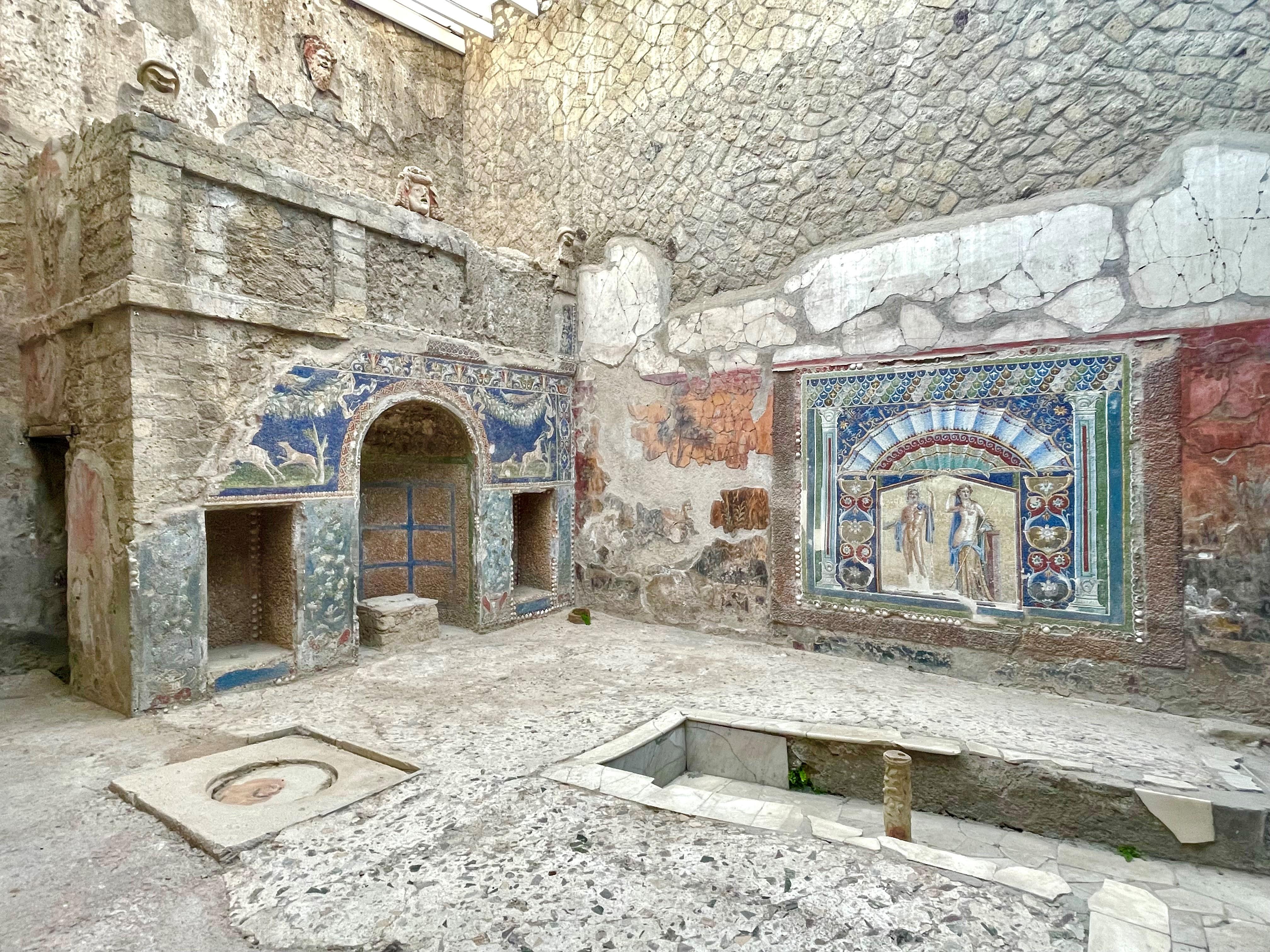 Pompeii & Herculaneum Expert-Led Archaeological Expedition