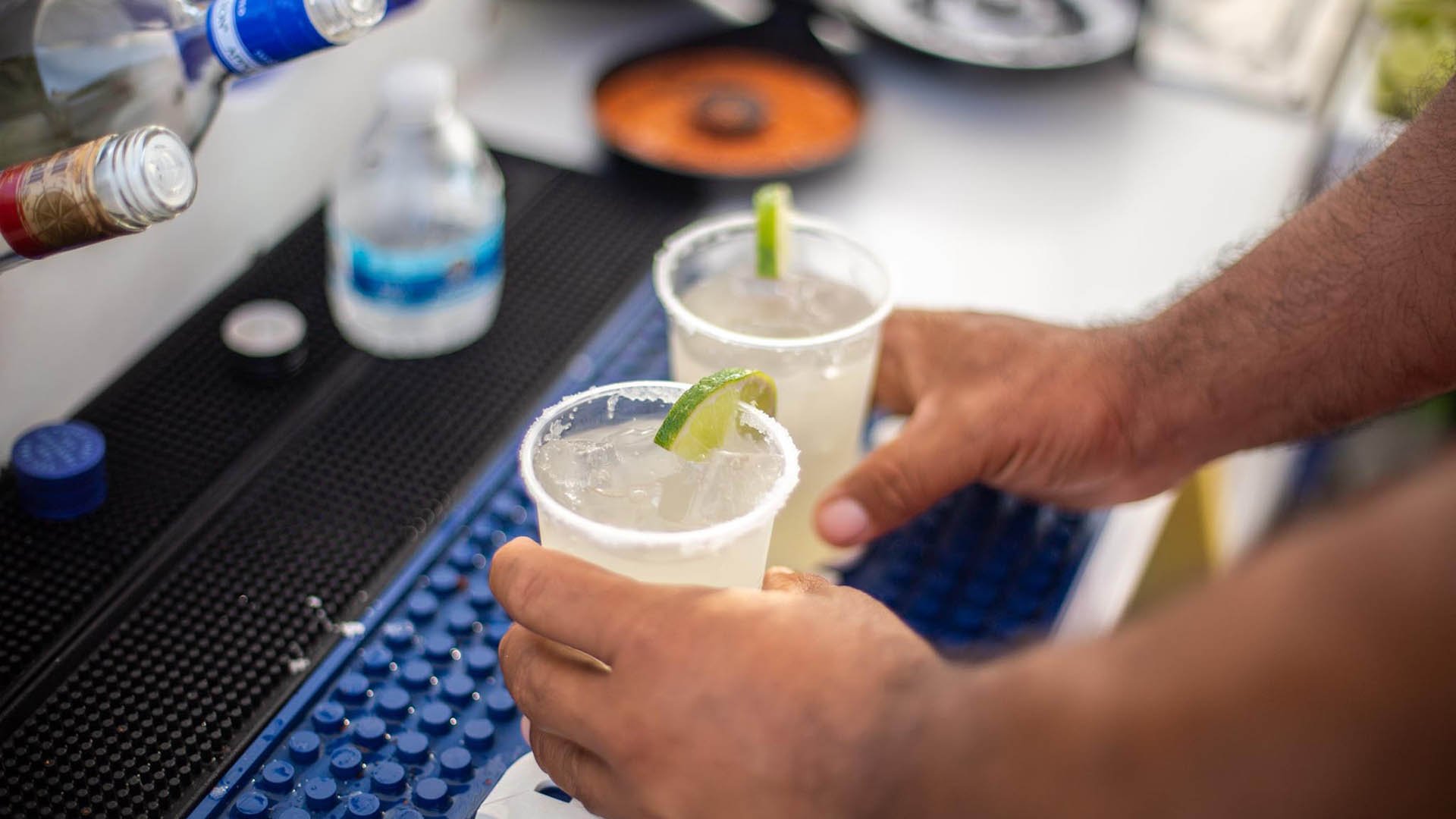 Cabo San Lucas Sunset Party Cruise – Unlimited Drinks