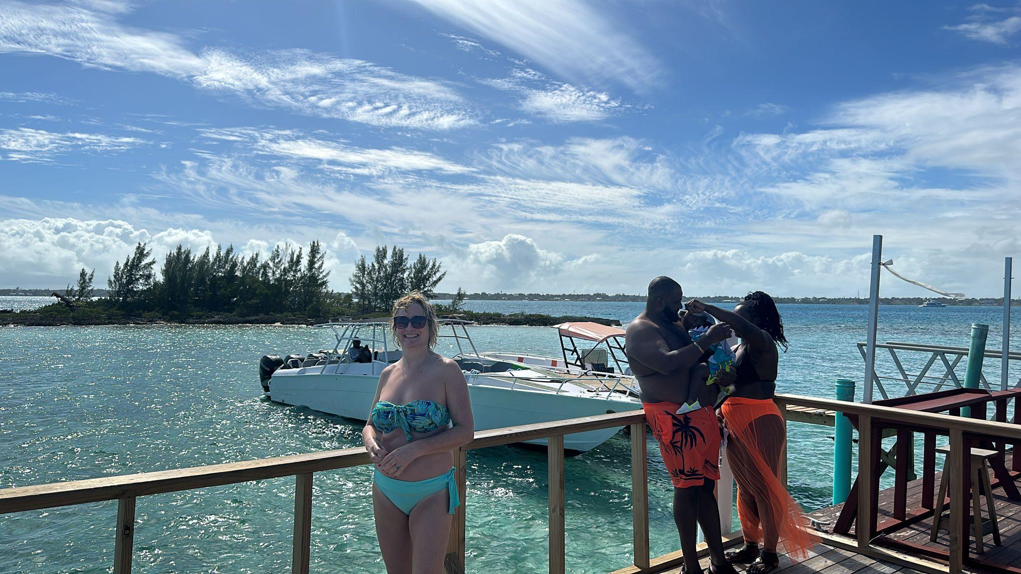 Nassau 3-Island Speedboat Adventure: Pigs, Turtles & Snorkeling