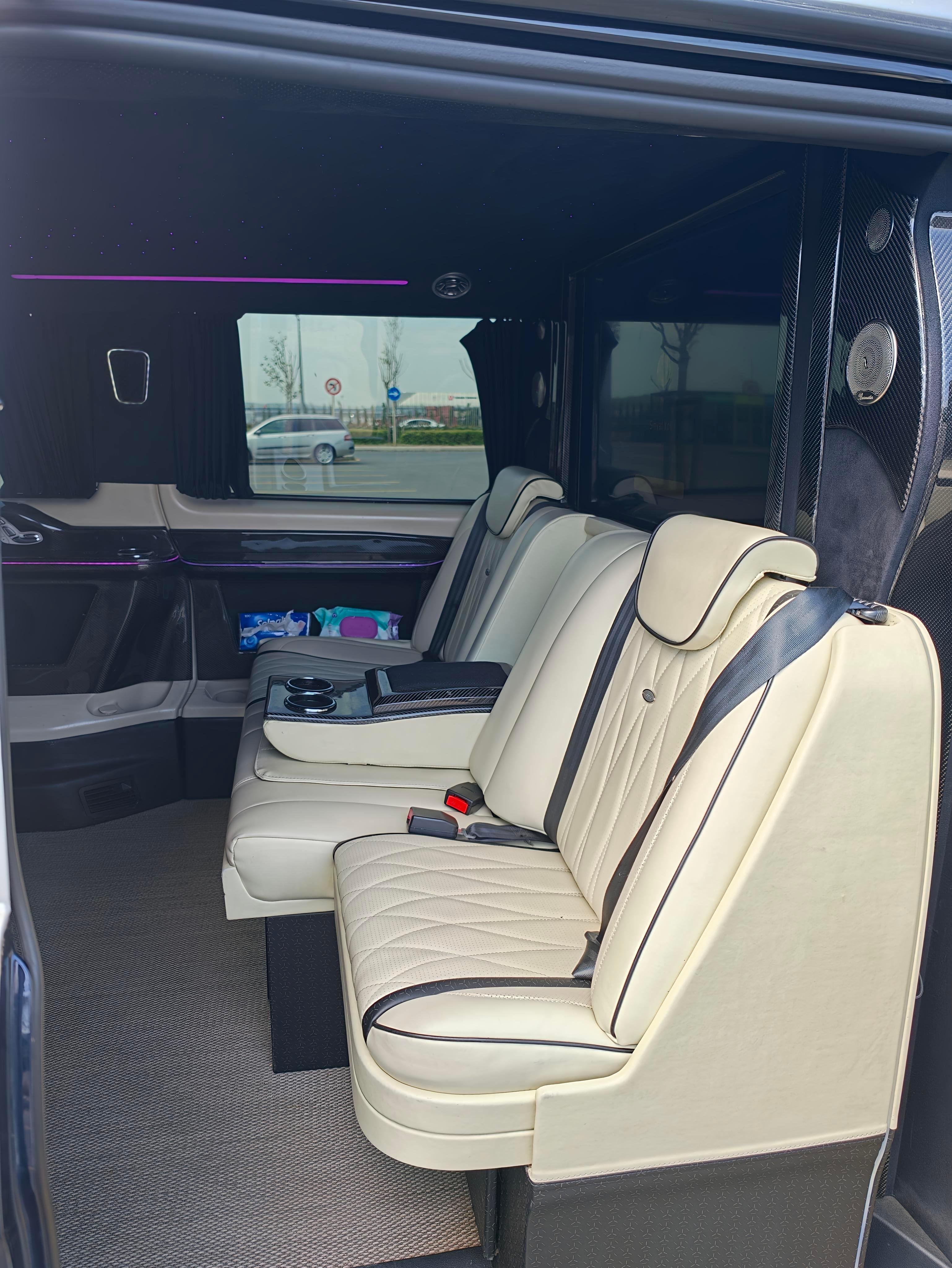 Istanbul Luxury VIP Airport Transfer & Private City Tour