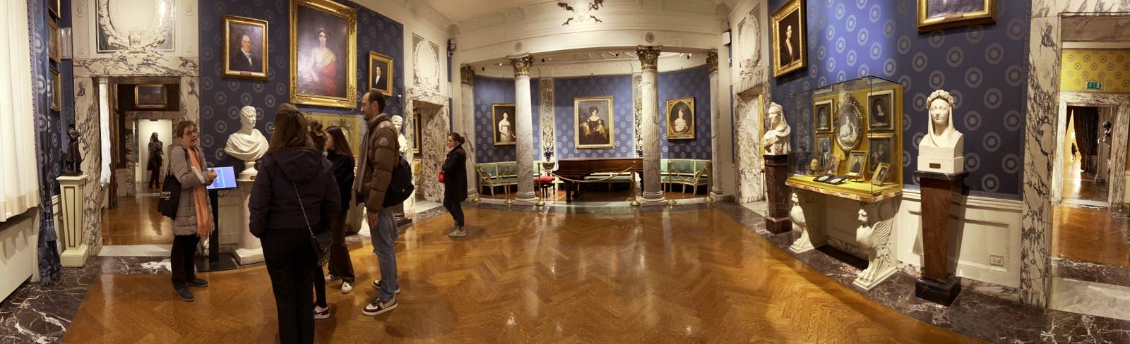 Milan La Scala Theatre: Skip-the-Line Guided Tour