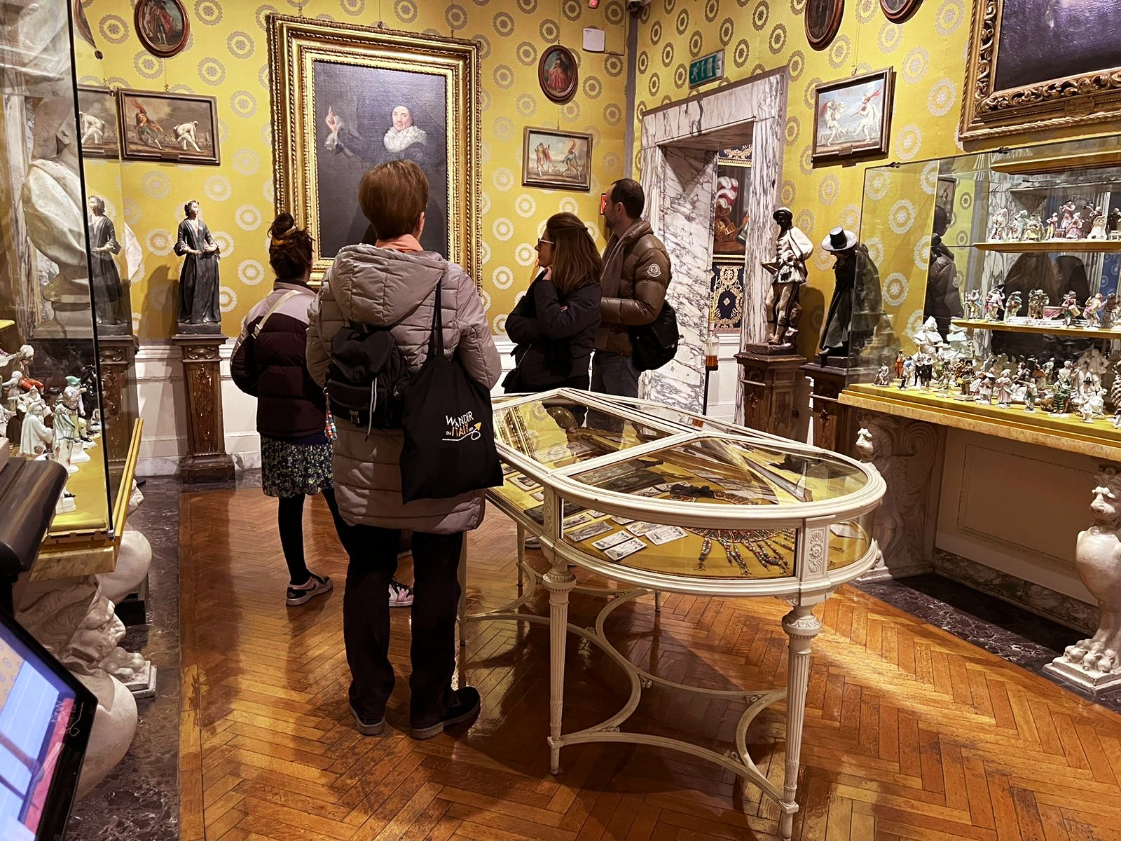 Milan: La Scala Opera House & Duomo Cathedral Walking Tour