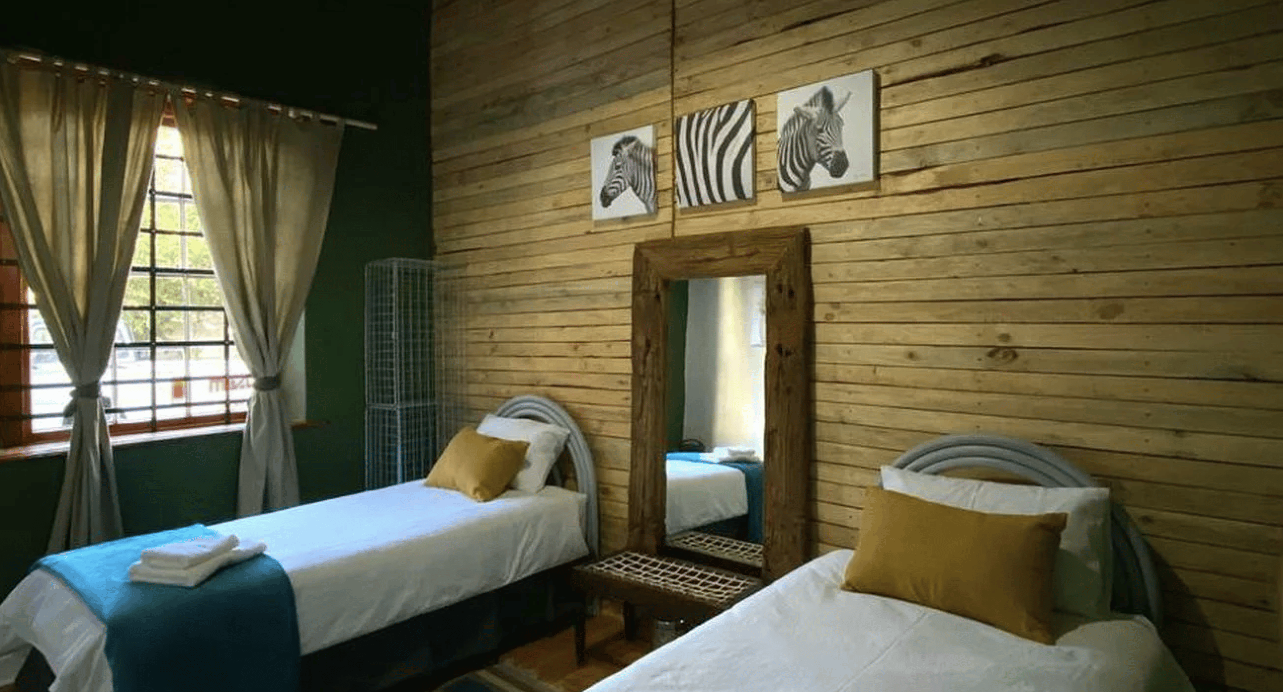 Cape Town to Garden Route: 2-Day Big Five Safari Adventure