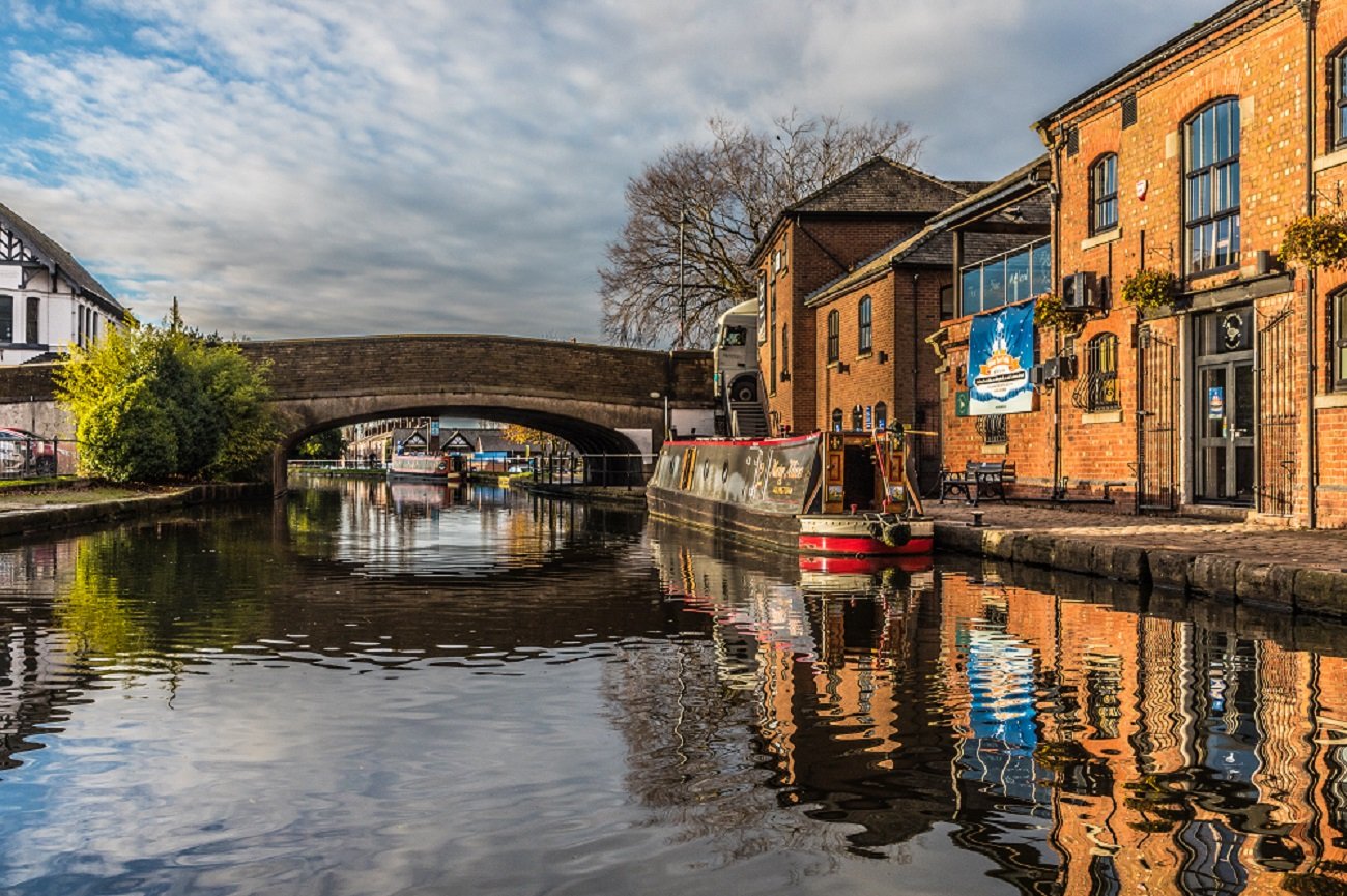 West Lancashire Canal Cruise by Narrowboat
