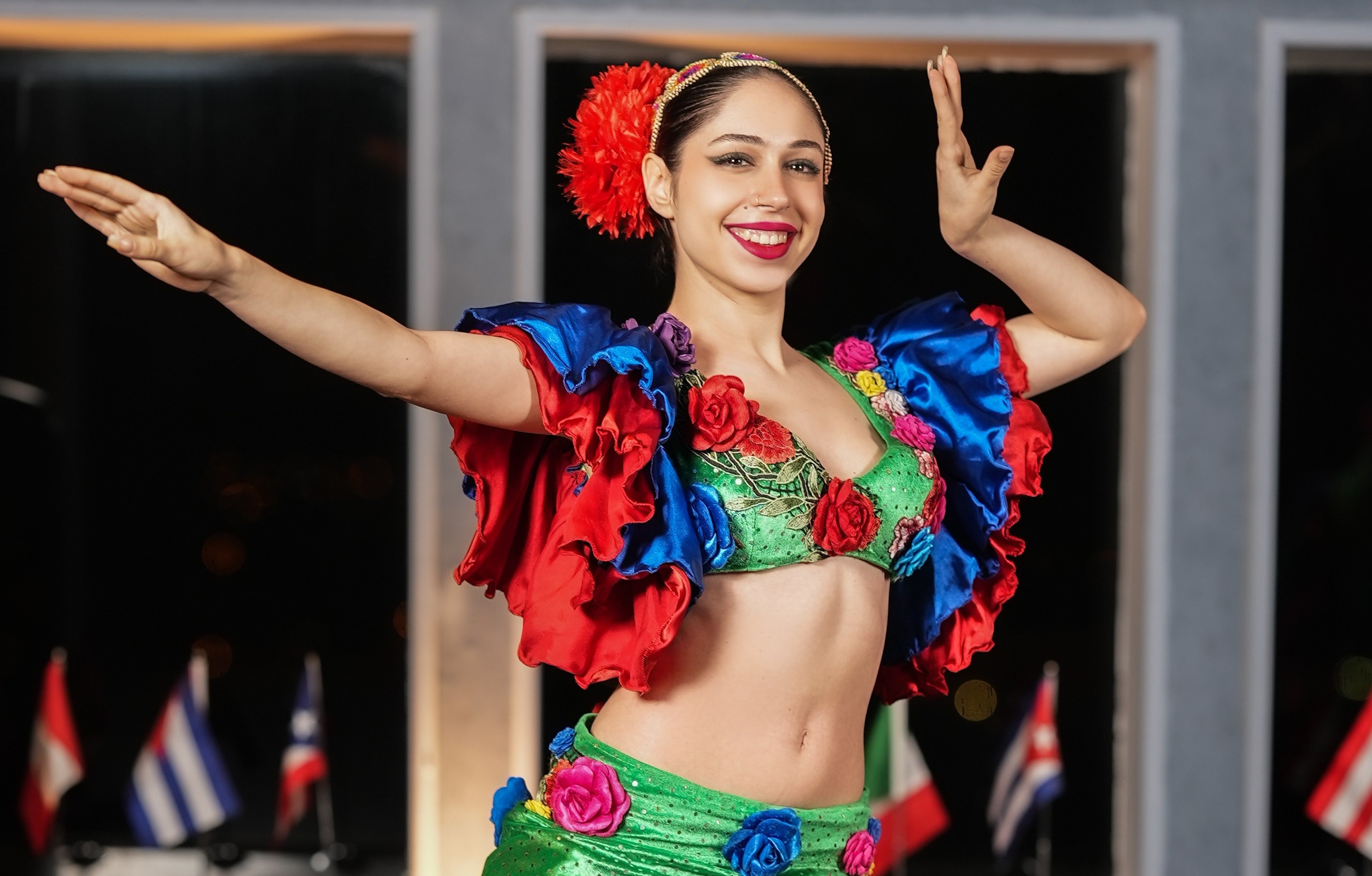 Bosphorus Evening Cruise with Traditional Dance Show & Dinner