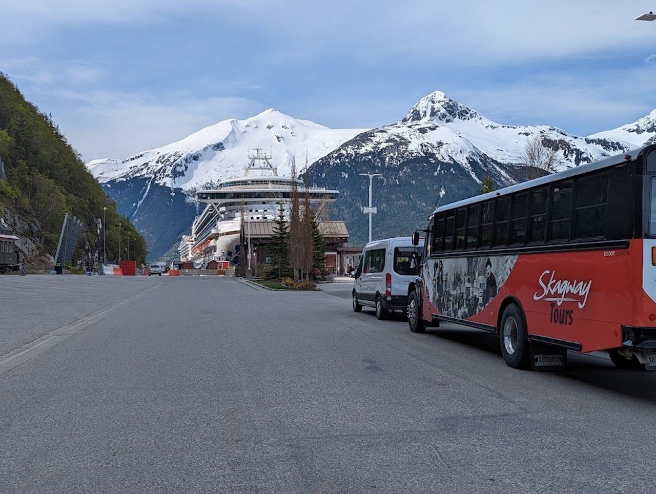 From Skagway: White Pass and Yukon Suspension Bridge Tour