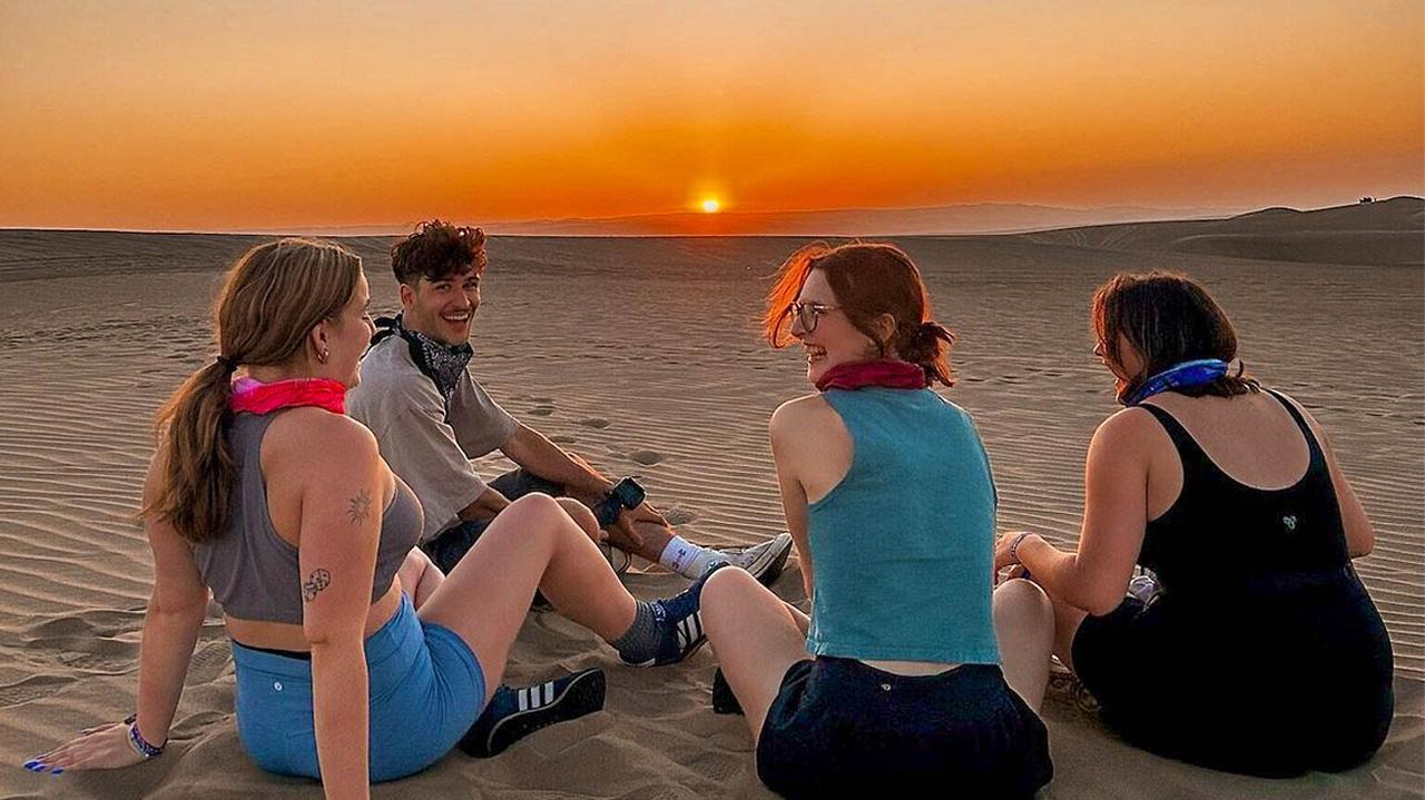 Paracas & Huacachina Premium Oasis Escape