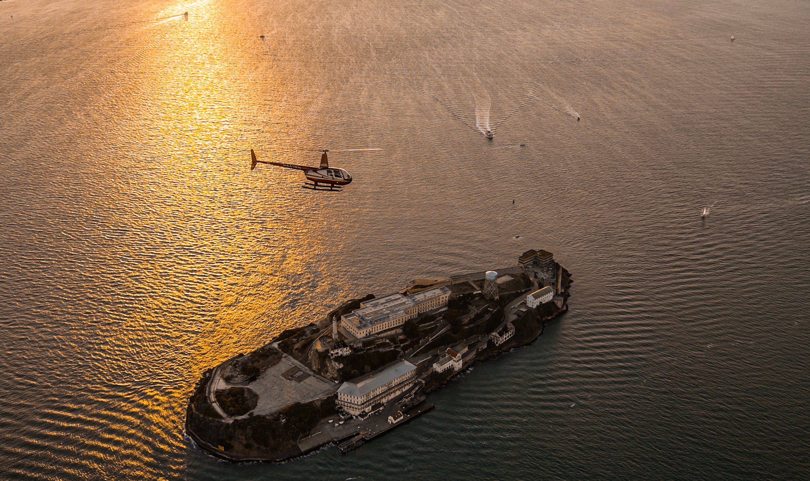 Sausalito Helicopter Tour: Golden Gate & Alcatraz Aerial Experience