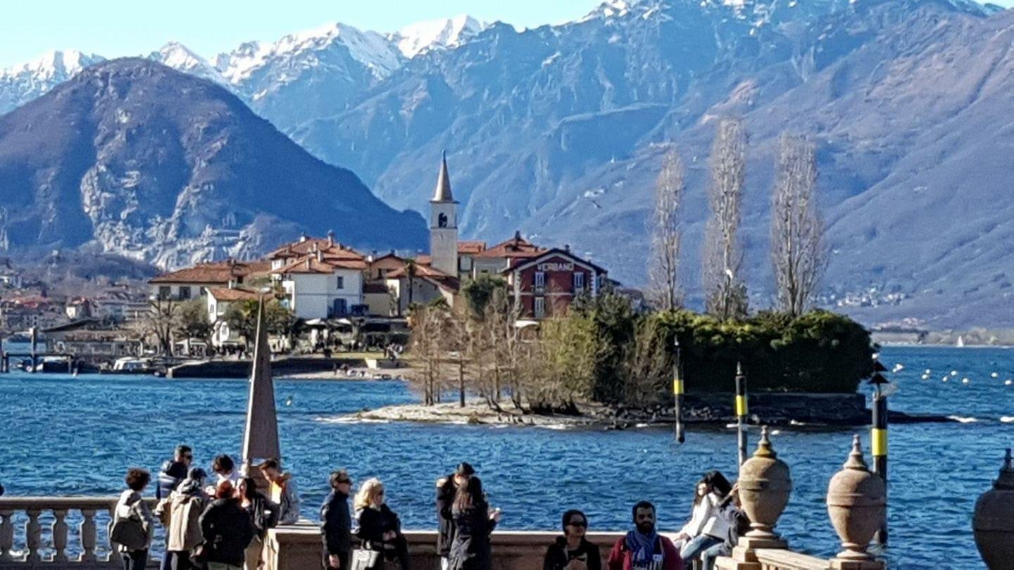 Isola Pescatori Hop-On Hop-Off Boat Service from Stresa