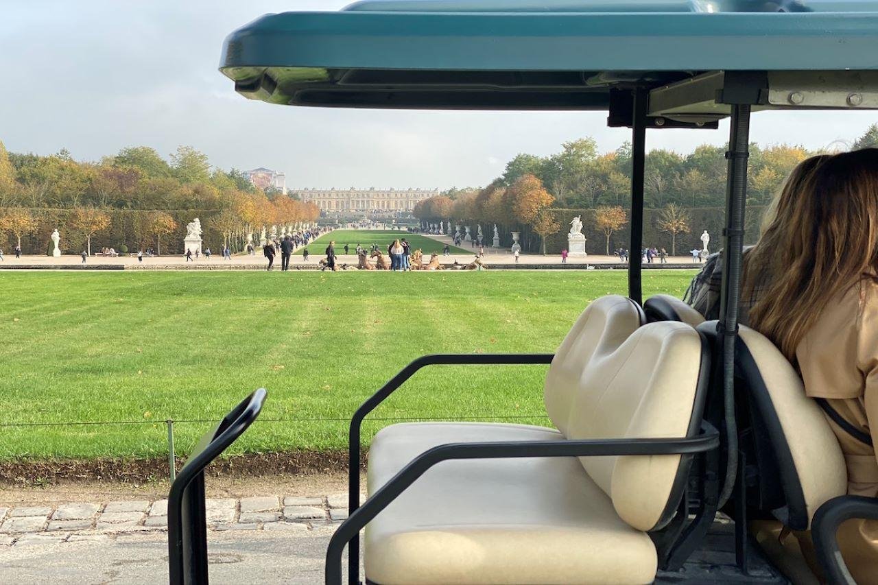 Tour privato di Versailles in golf cart: Palazzo e giardini