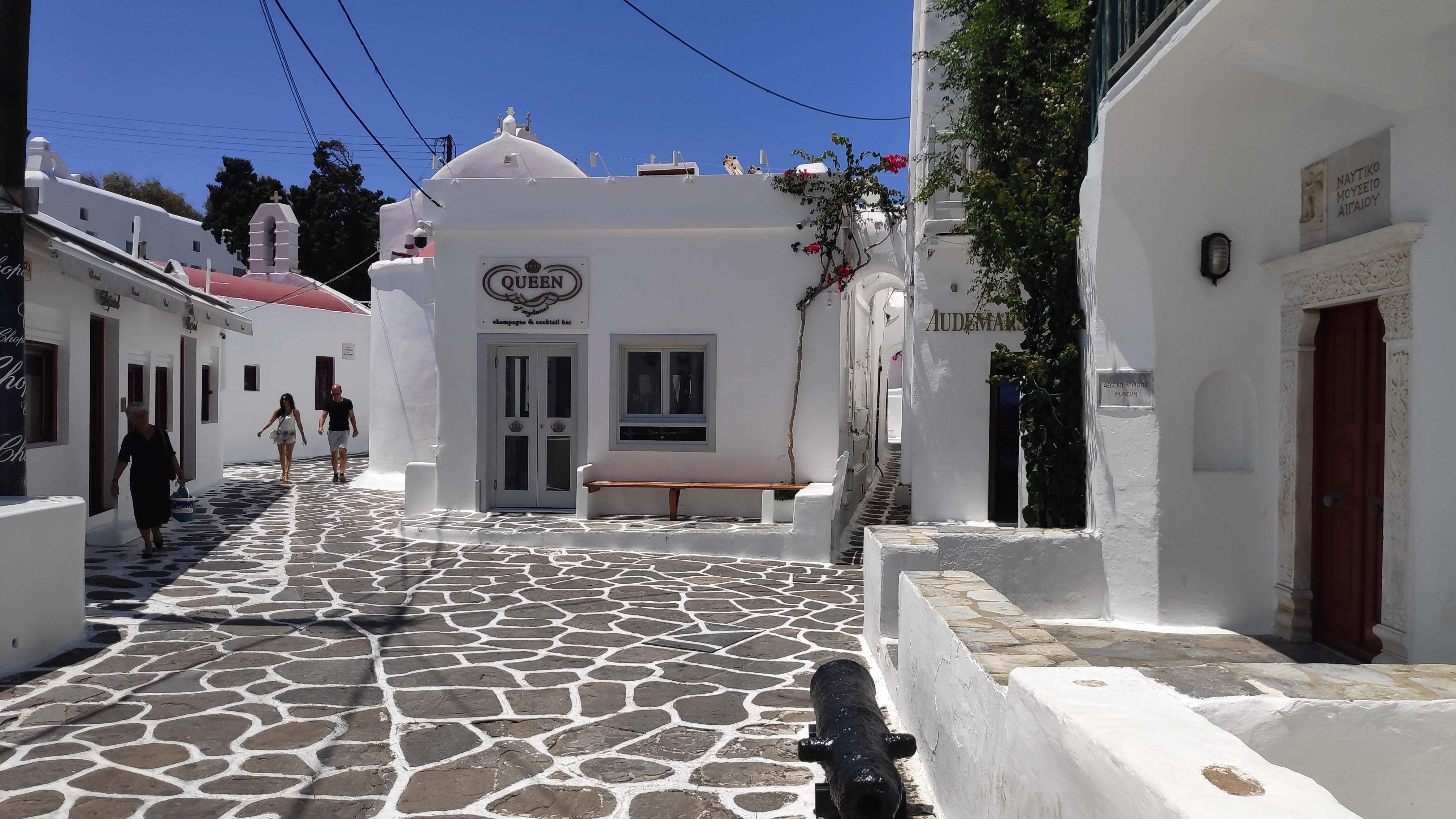 Mykonos Town Highlights Walking Tour