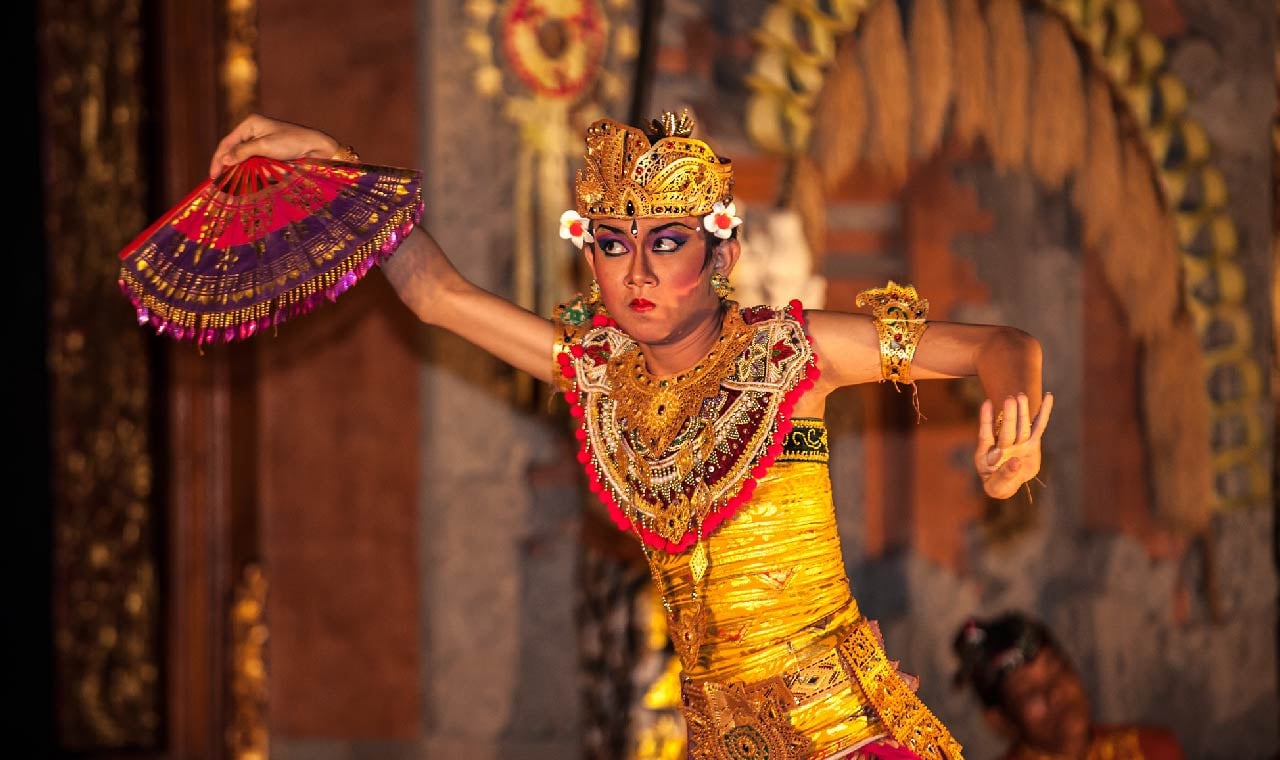 Ubud Palace Legong Dance Performance