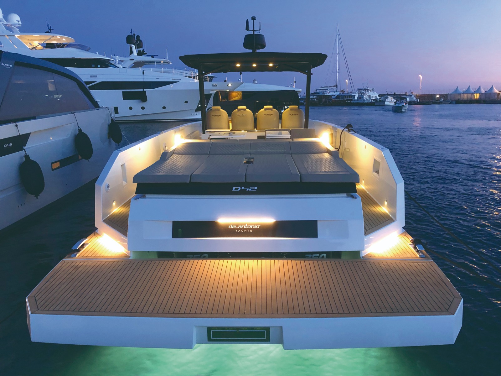 Private Luxury Yacht Charter in Mykonos