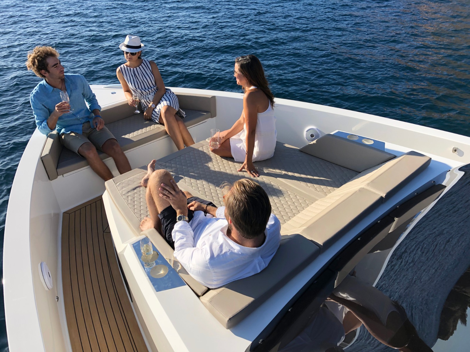 Private Luxury Yacht Charter in Mykonos
