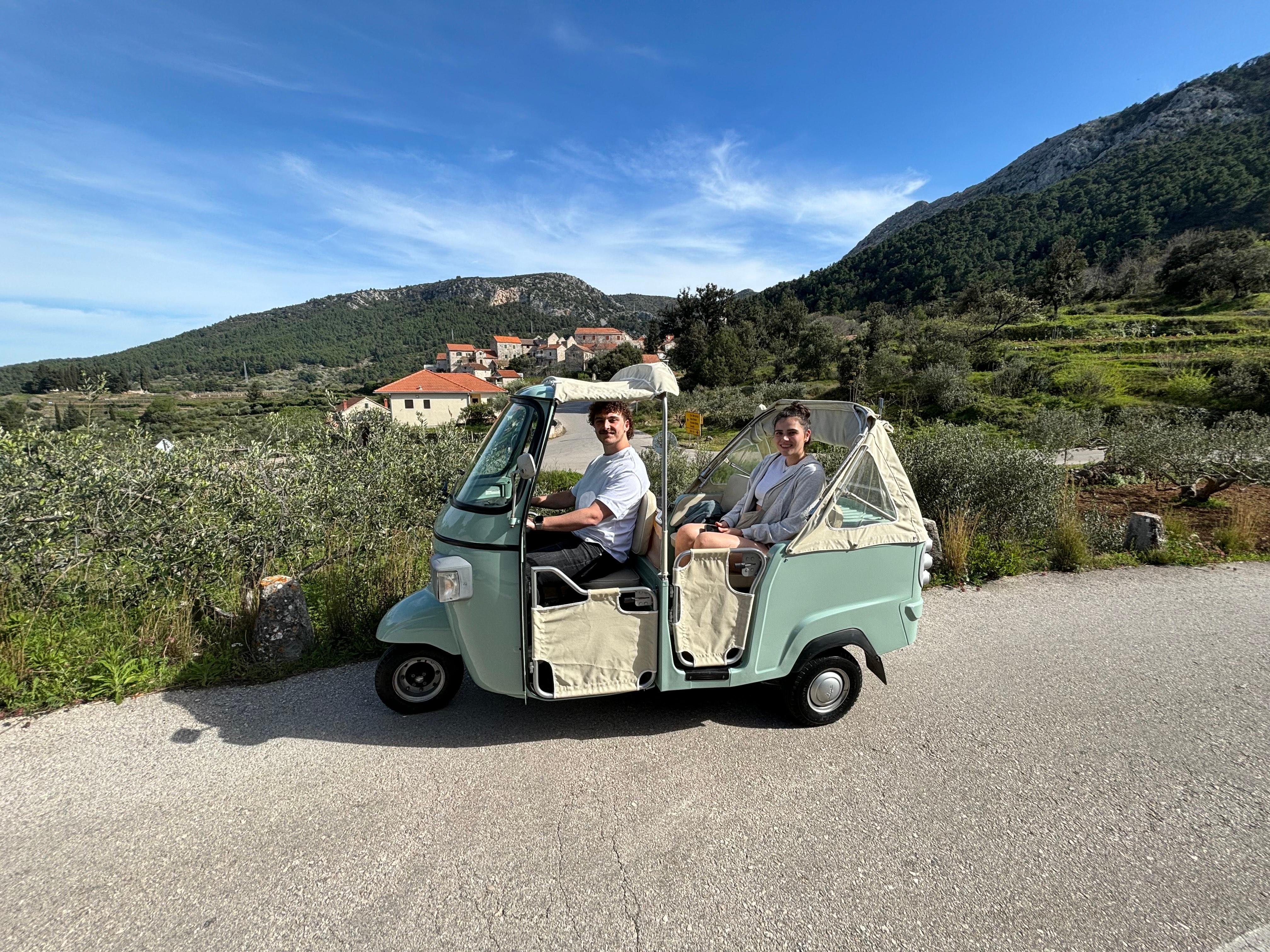 Private Tuk-Tuk Wine Tour Through Stari Grad Plain