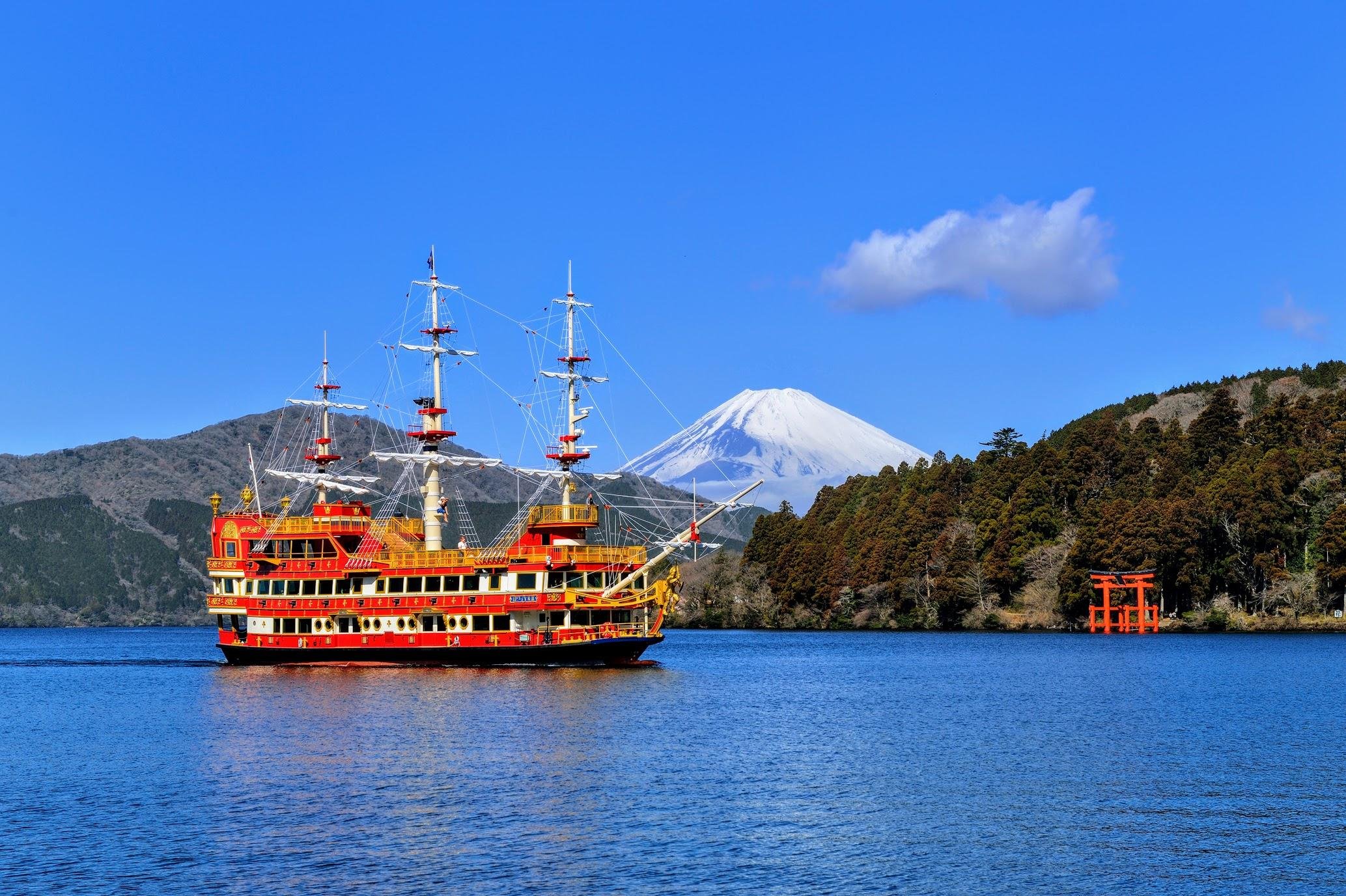 Mt. Fuji & Hakone Full-Day Tour from Tokyo