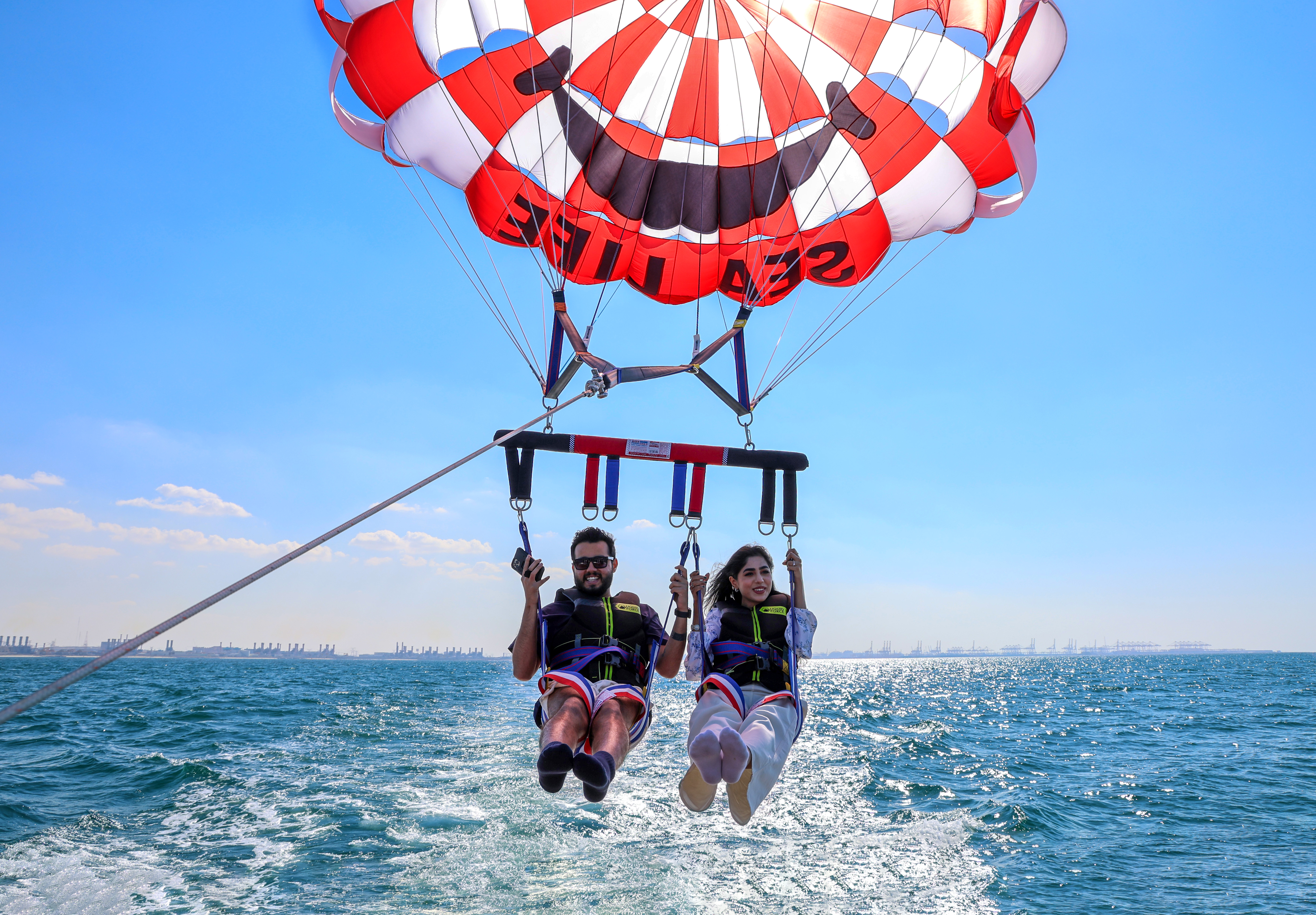 Dubai Parasailing: Soar Over Palm Jumeirah & JBR