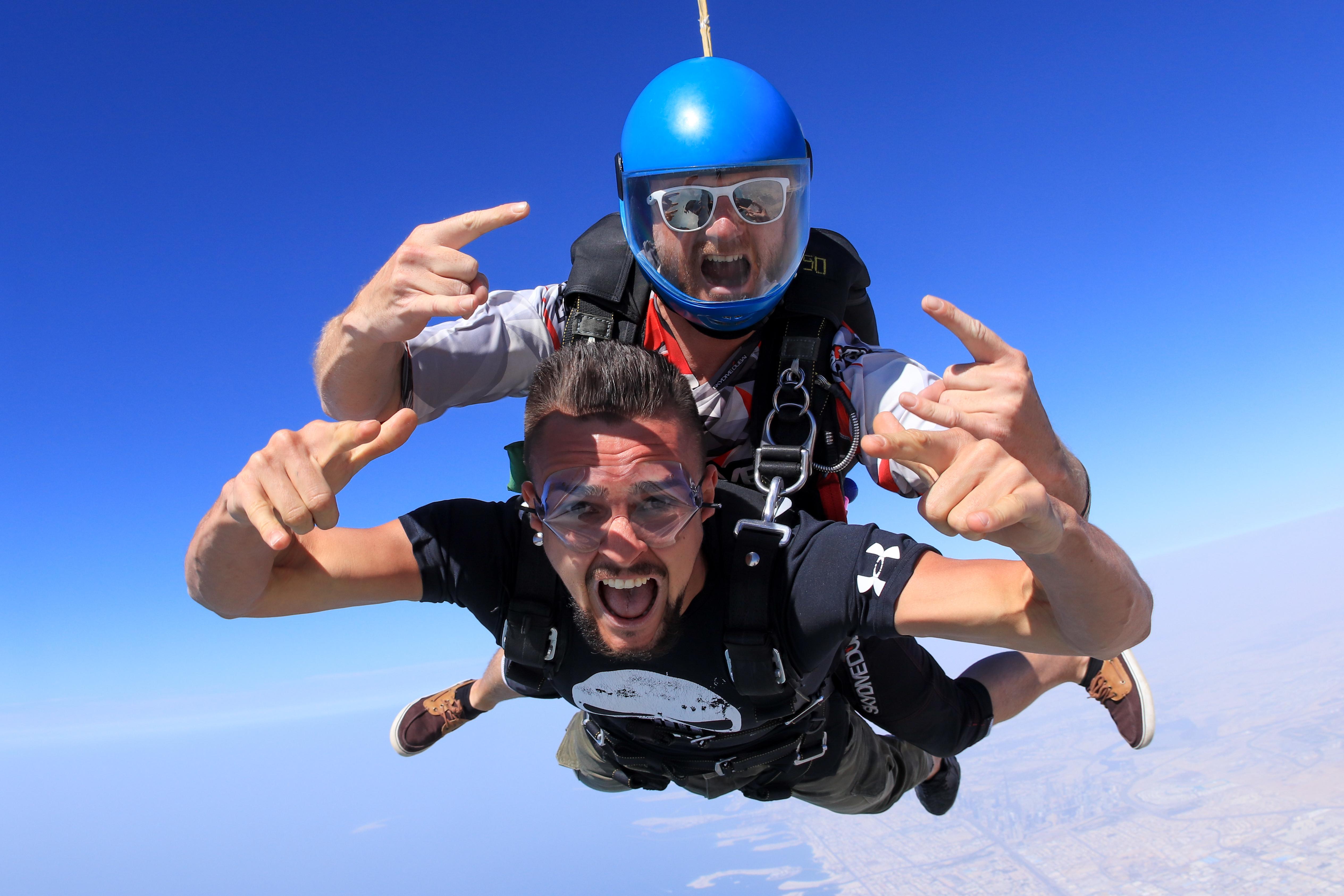 Dubai Tandem Skydive Over The Palm – Photos & Video Included