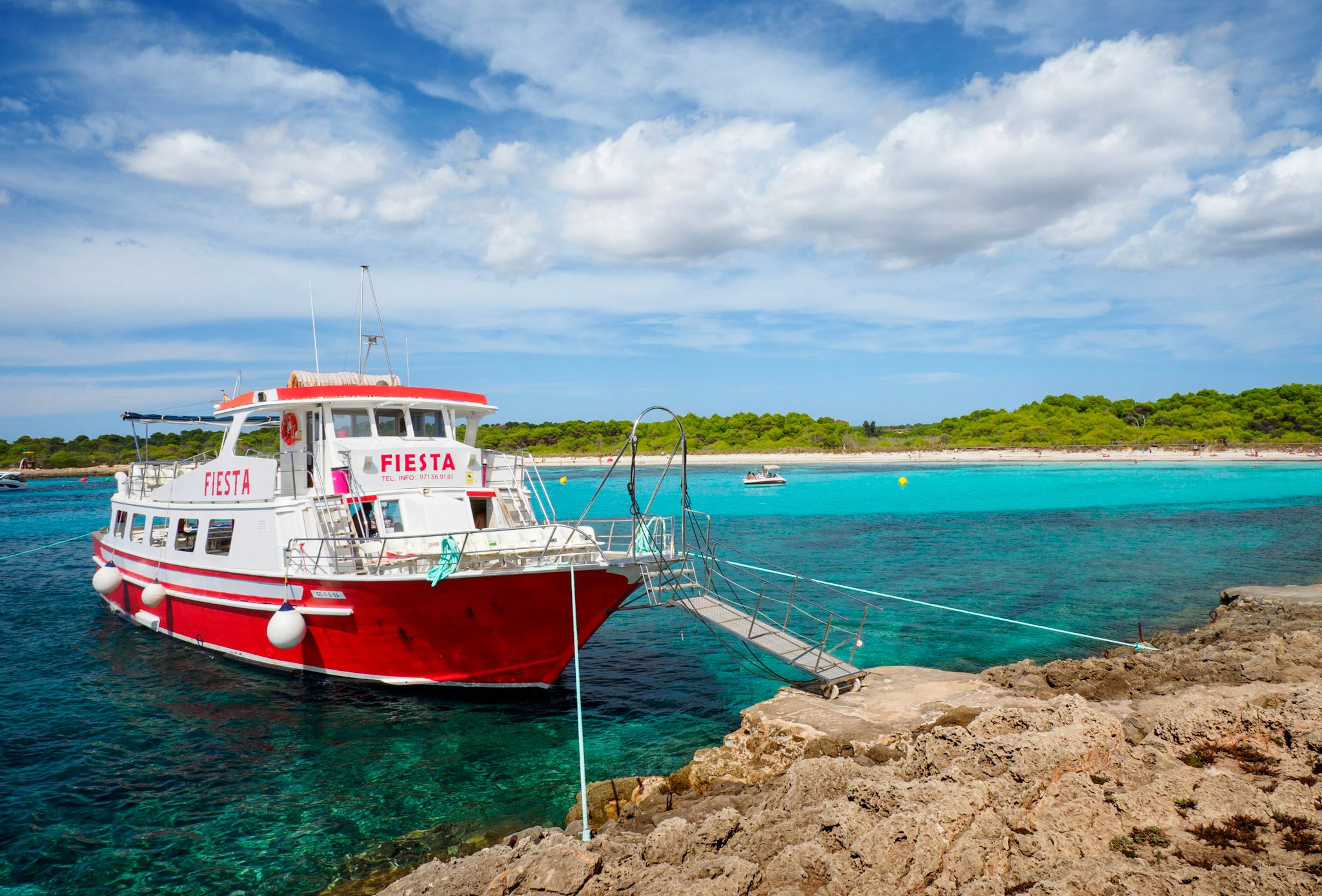 Menorca: Full-Day Boat Tour with Paella Lunch - 2026 (Verified Reviews)