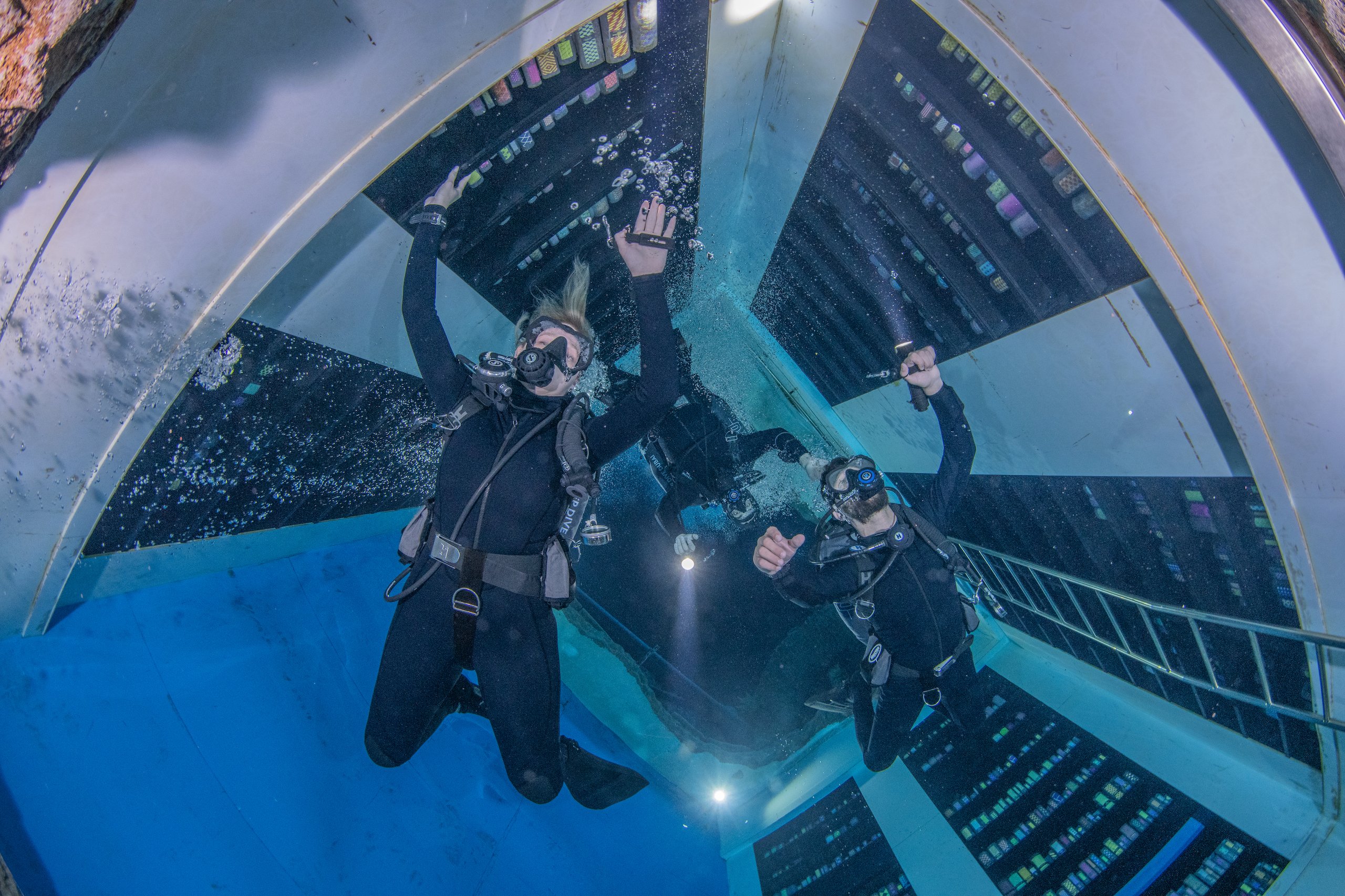 Deep Dive Dubai: Guided Scuba Experience for Certified Divers