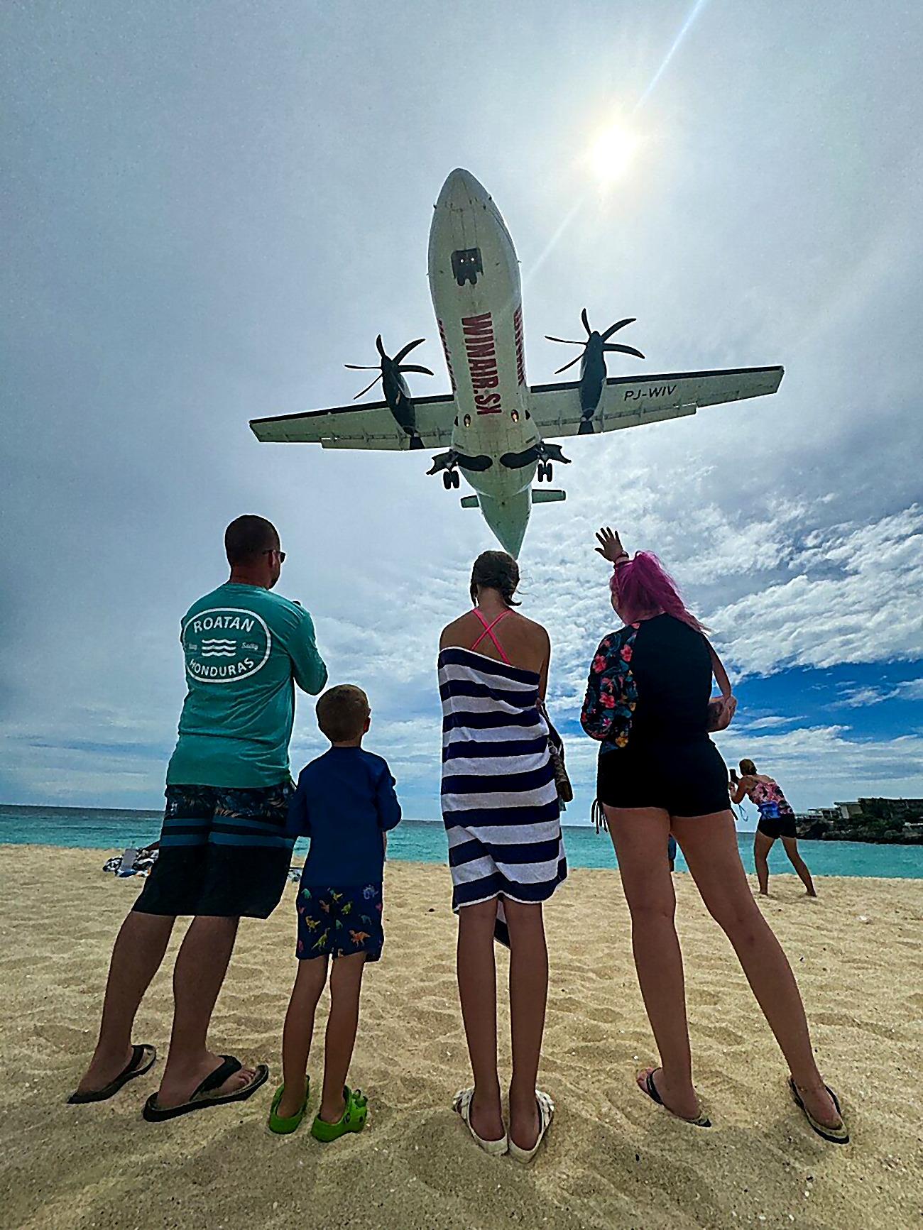 St. Martin Dual-Nation Island Tour with Orient Bay