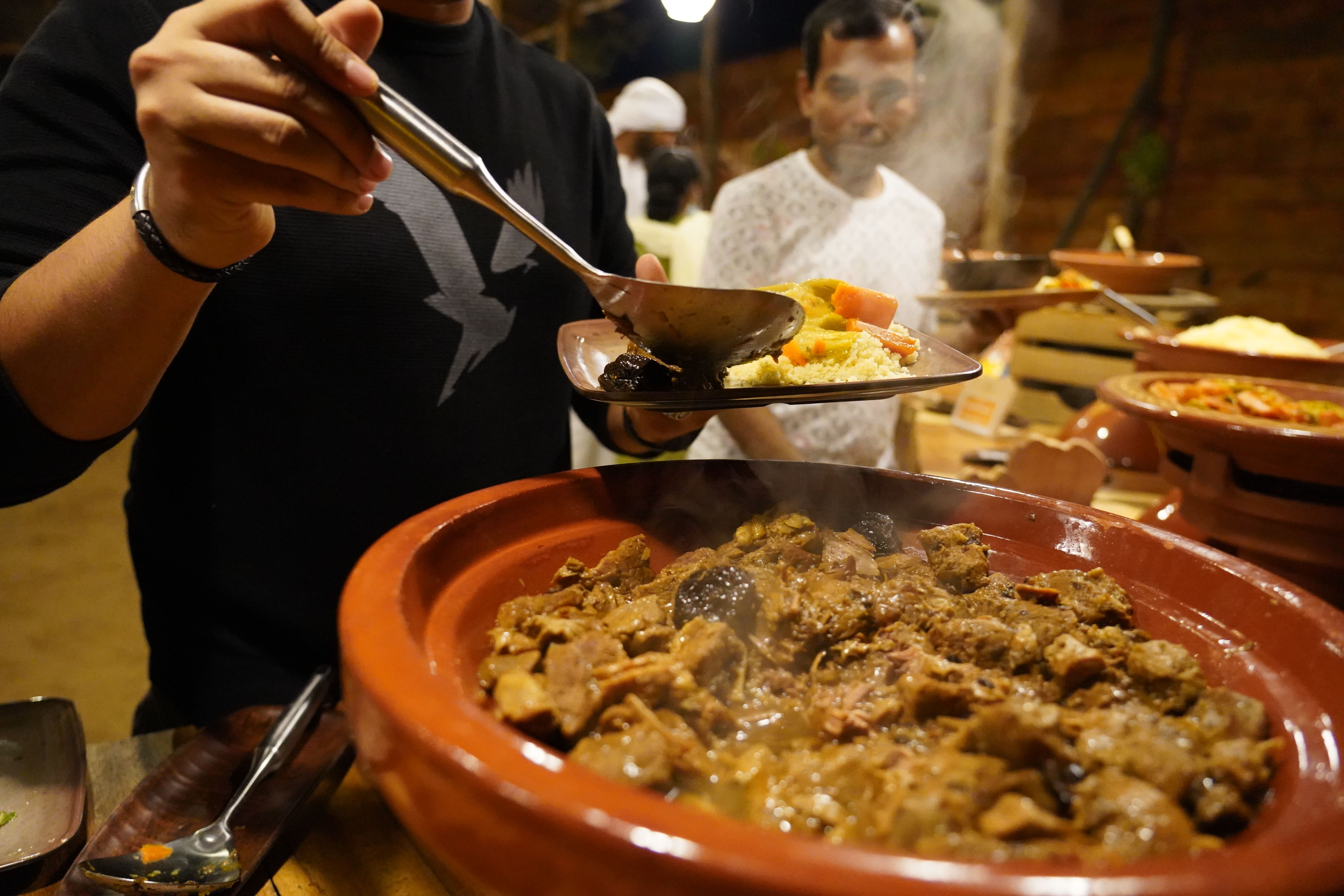 Al Khayma Desert Camp: BBQ Dinner & Cultural Evening