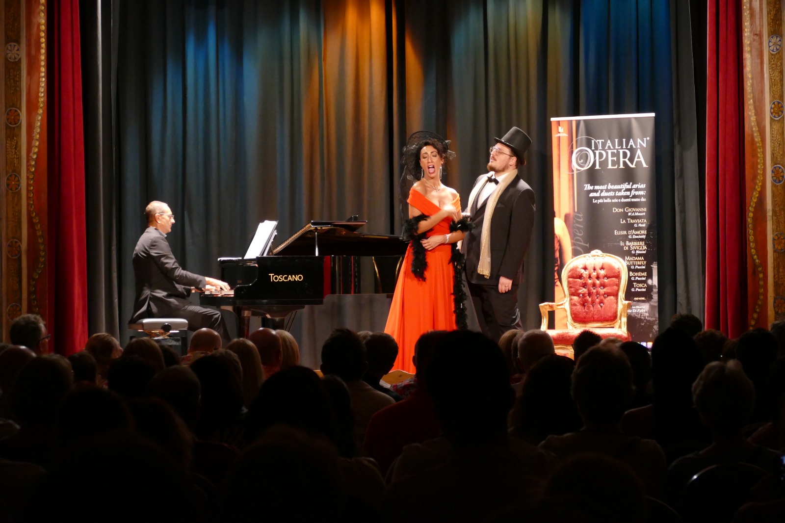 Taormina: Evening Opera Performance at Nazarena Theater