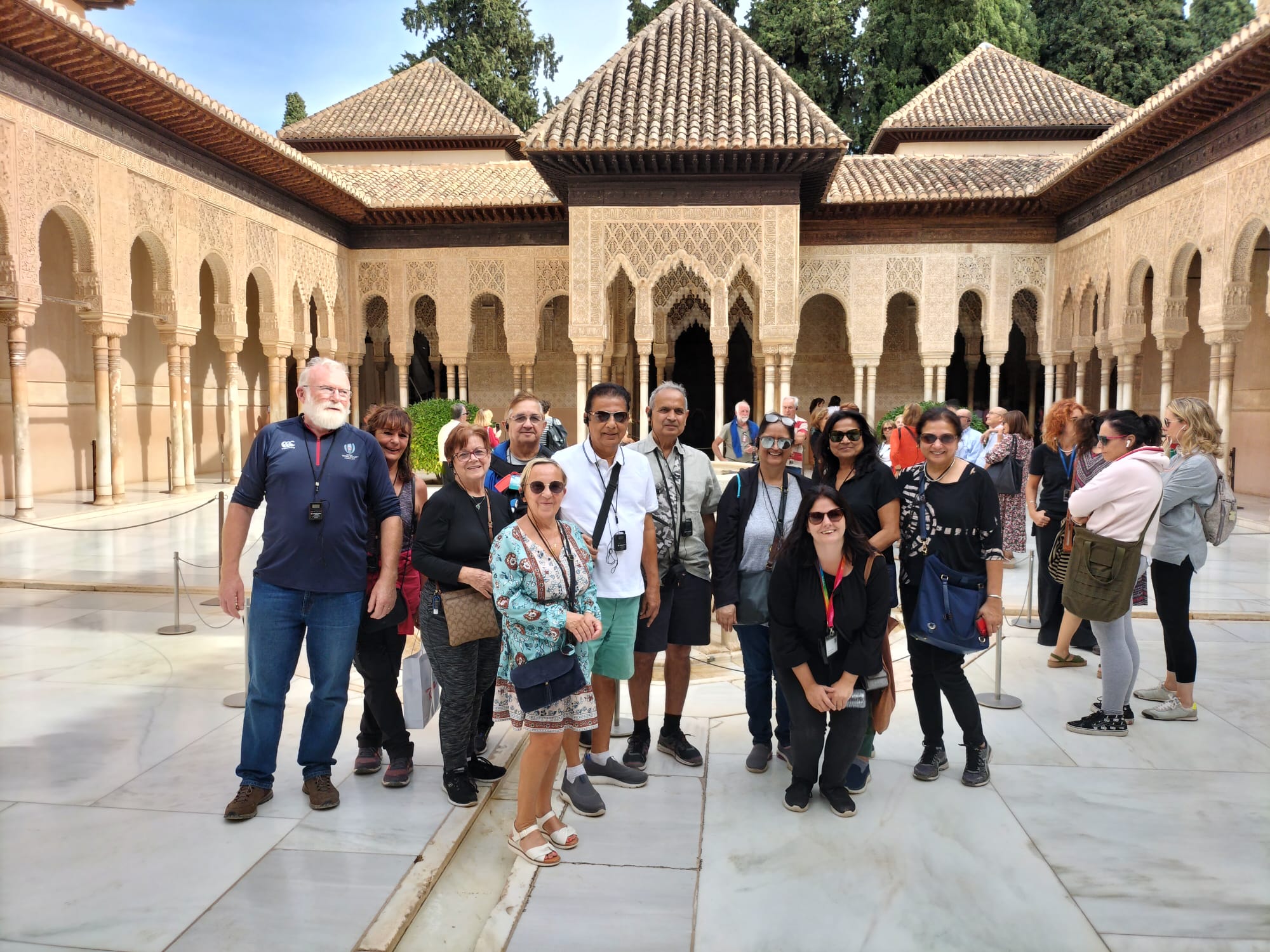 From Malaga: Alhambra Guided Tour with Entry Tickets