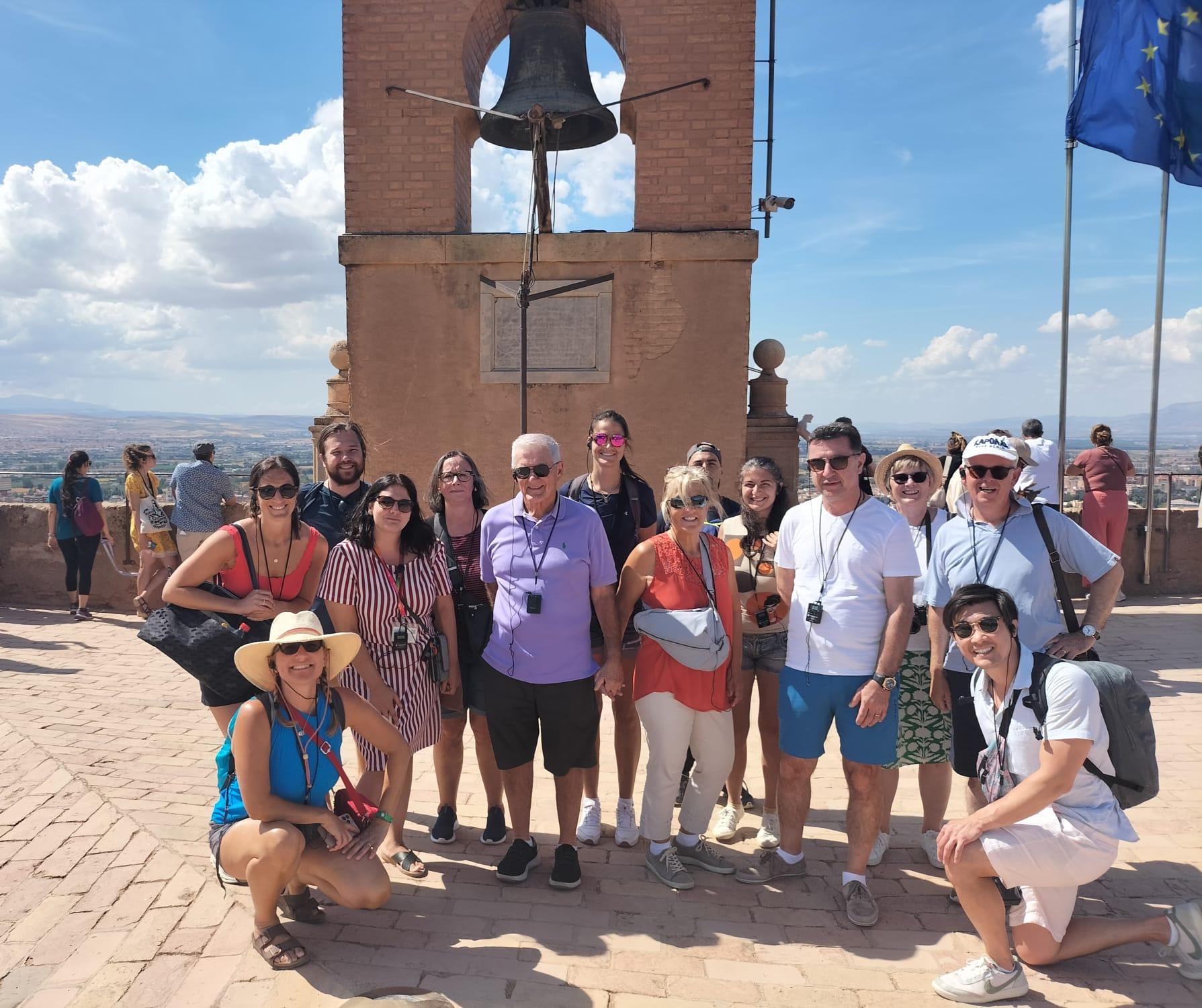 From Malaga: Alhambra Guided Tour with Entry Tickets