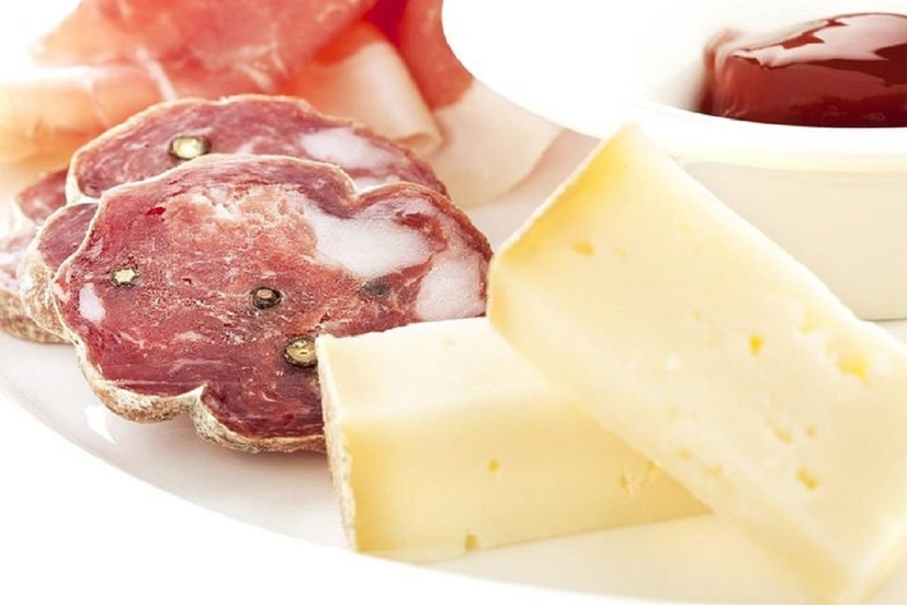 Alba Food & History Walking Experience