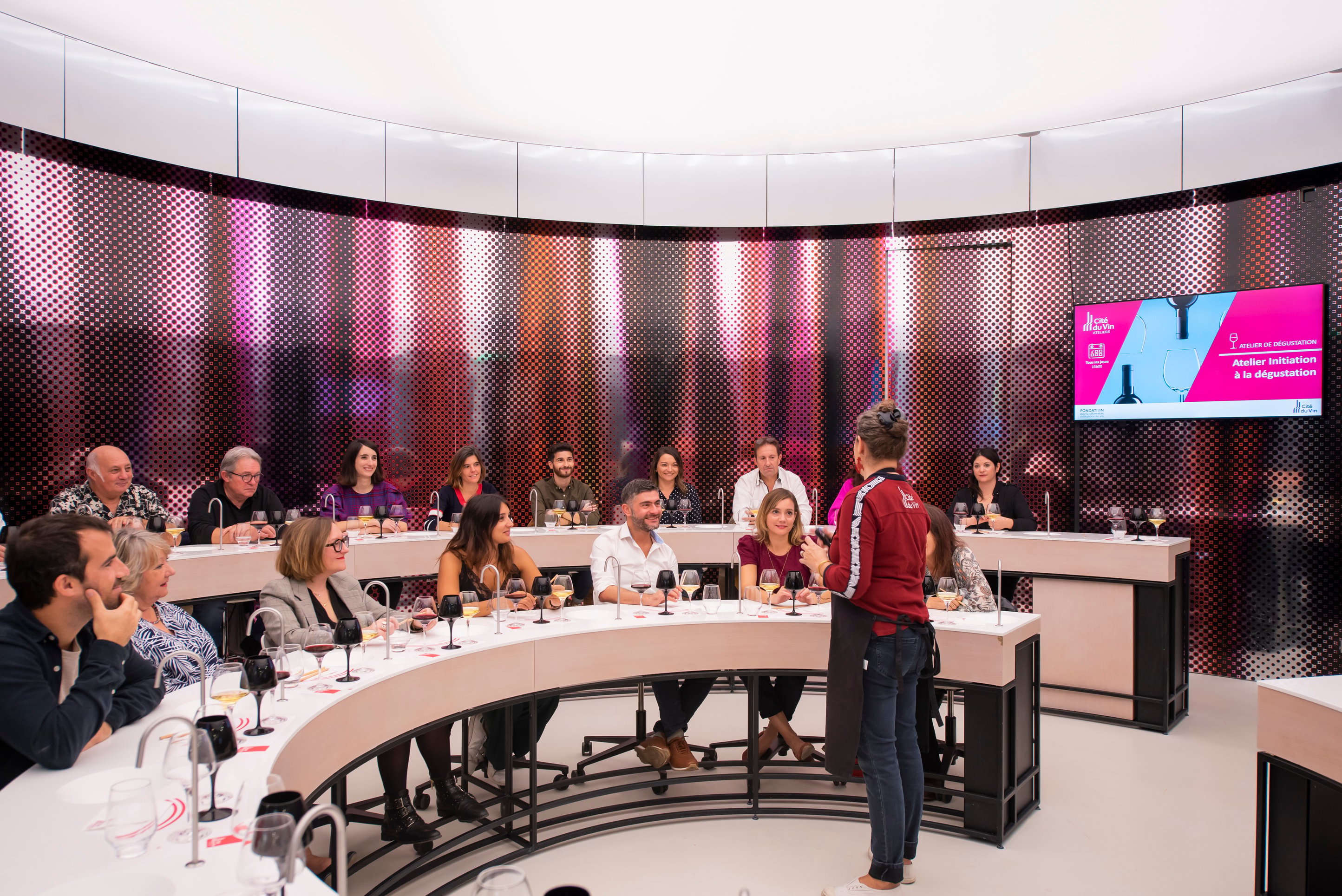 wine tasting in Bordeaux — photo 6