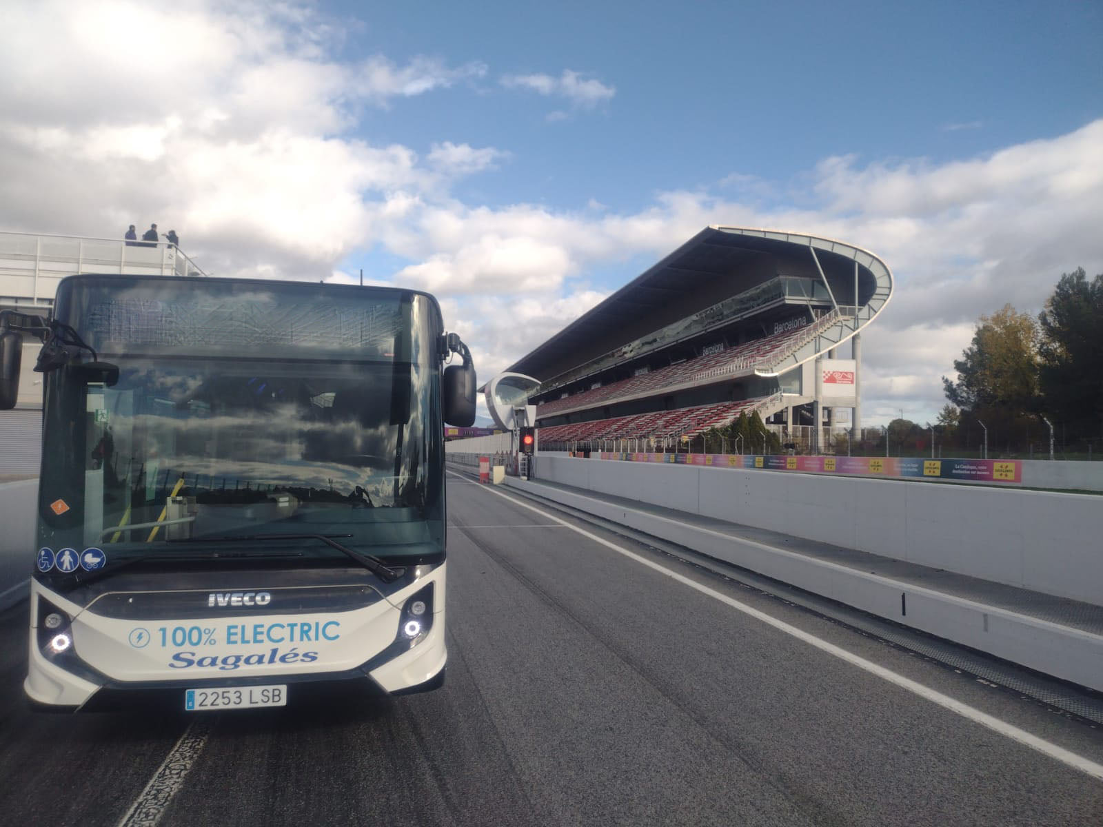 Airport Transfer: Barcelona El Prat to Girona City Center