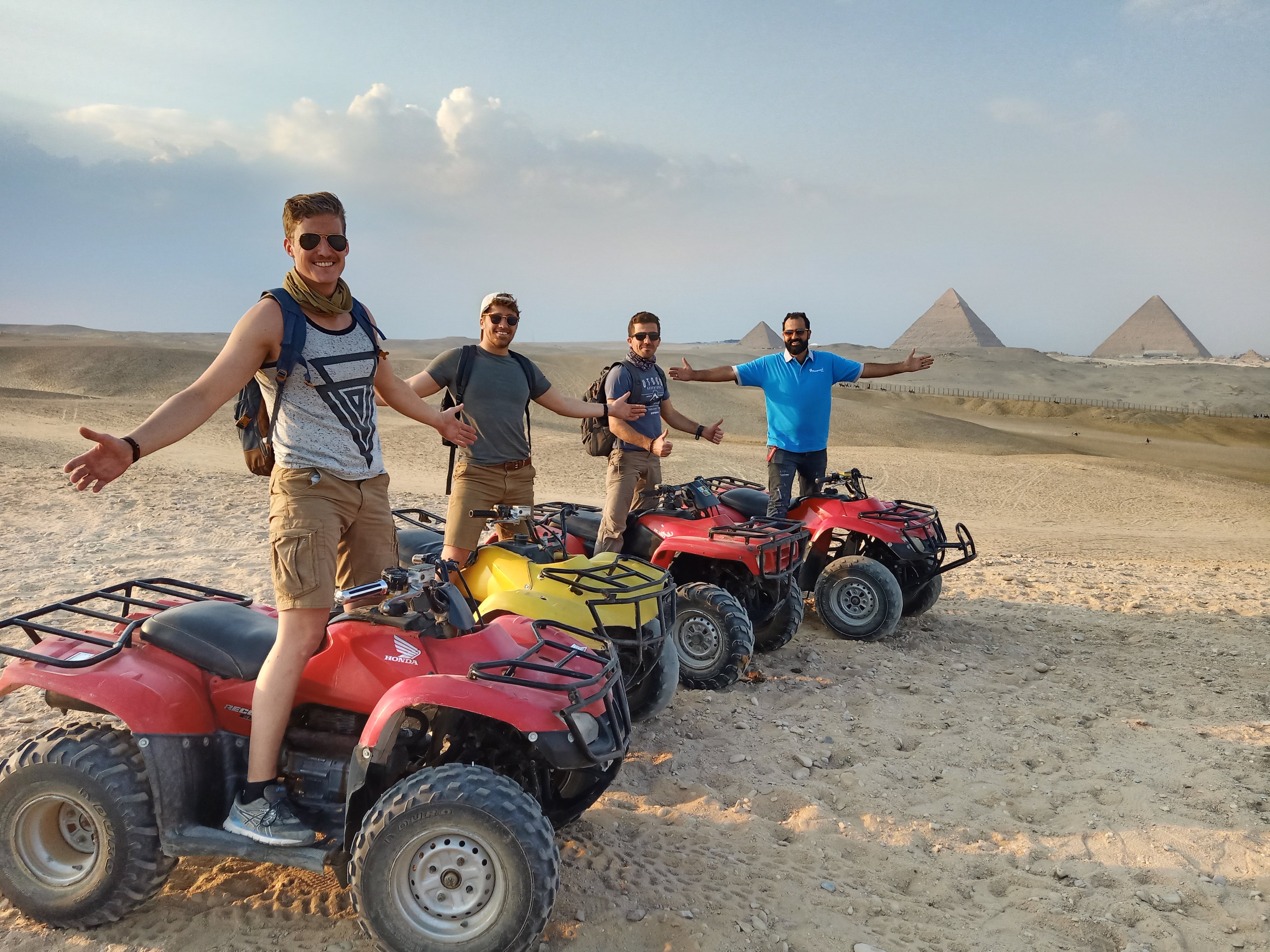 Giza Plateau: Quad Bike Desert Safari & Optional Camel Trek