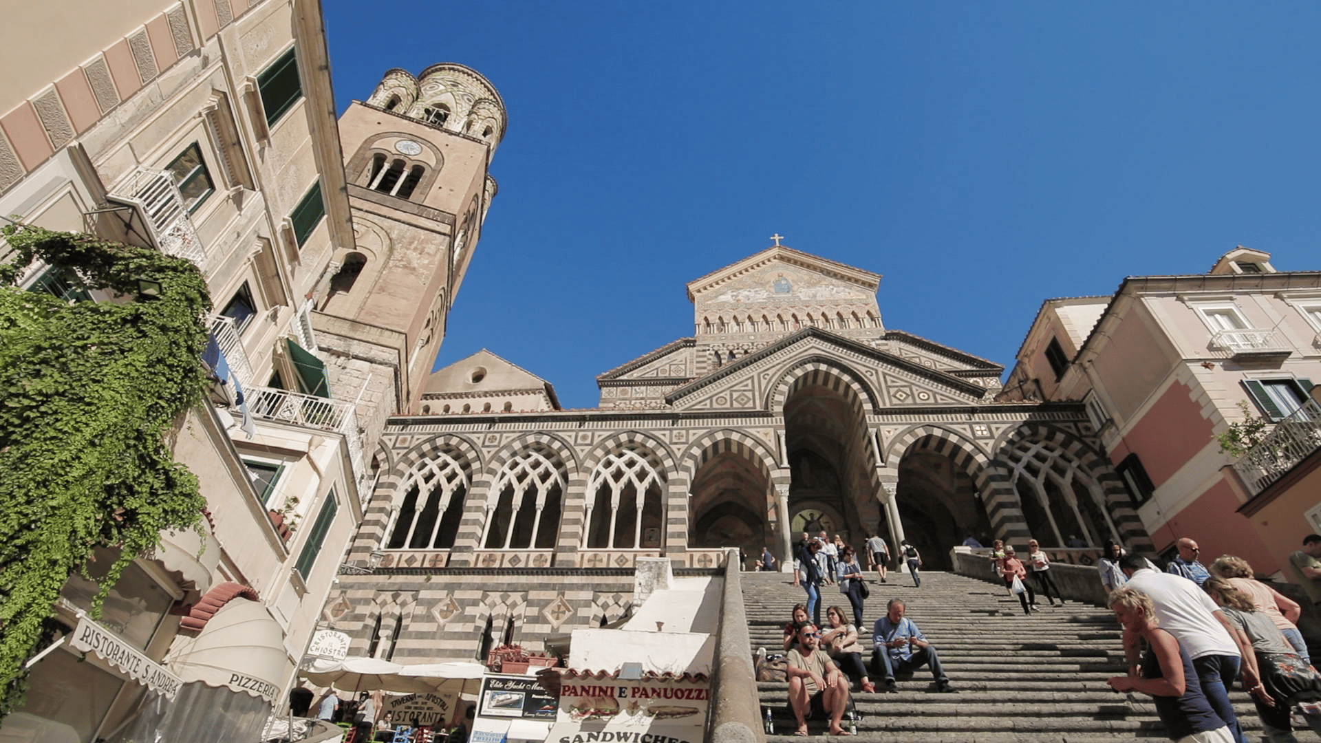 Amalfi Coast Small-Group Boat Tour from Positano with Swimming Stop