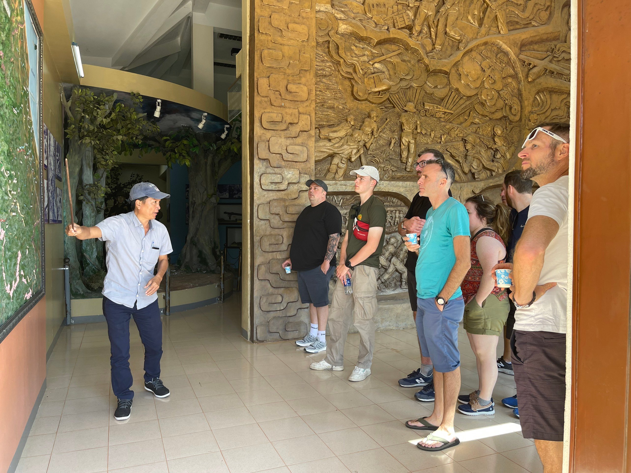 DMZ tour from Hue — Vinh Moc Tunnels and Vietnam war history — photo 12