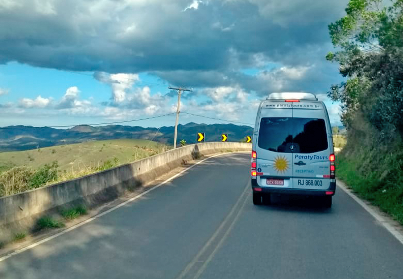 Shared Shuttle: Rio de Janeiro to or from Angra dos Reis