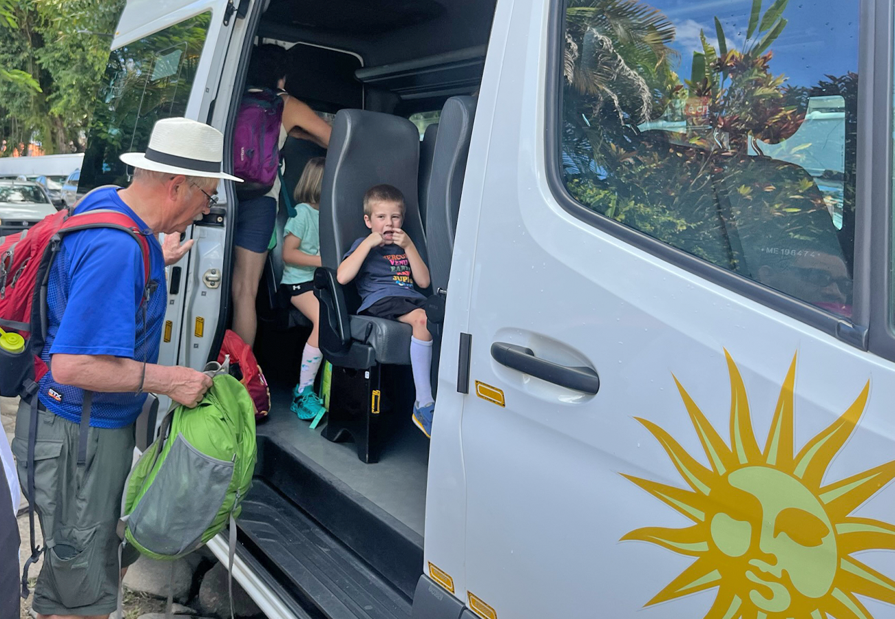 Shared Shuttle: Rio de Janeiro to or from Angra dos Reis