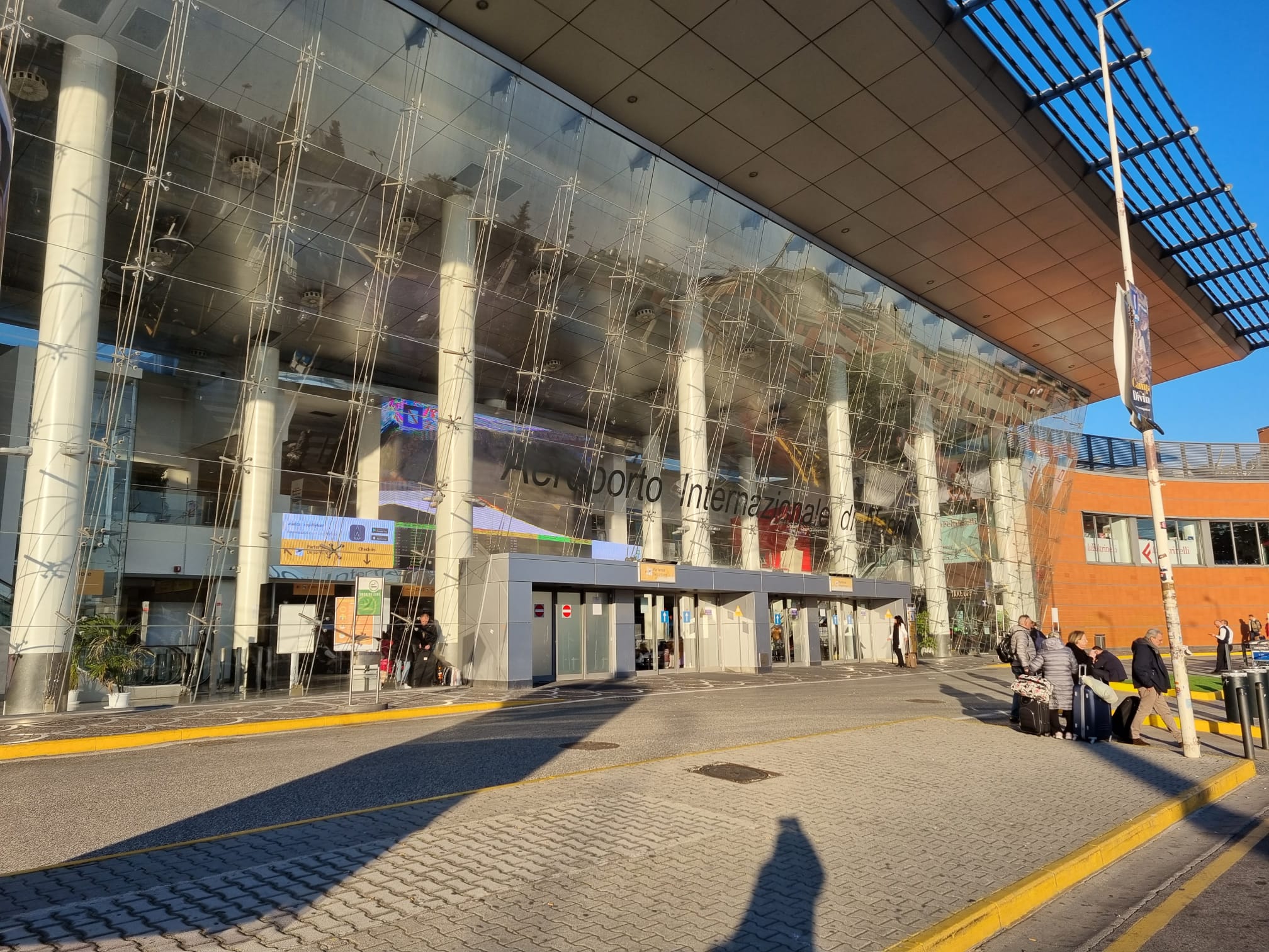 Naples Airport to Sorrento Coast: Shared Shuttle Transfer